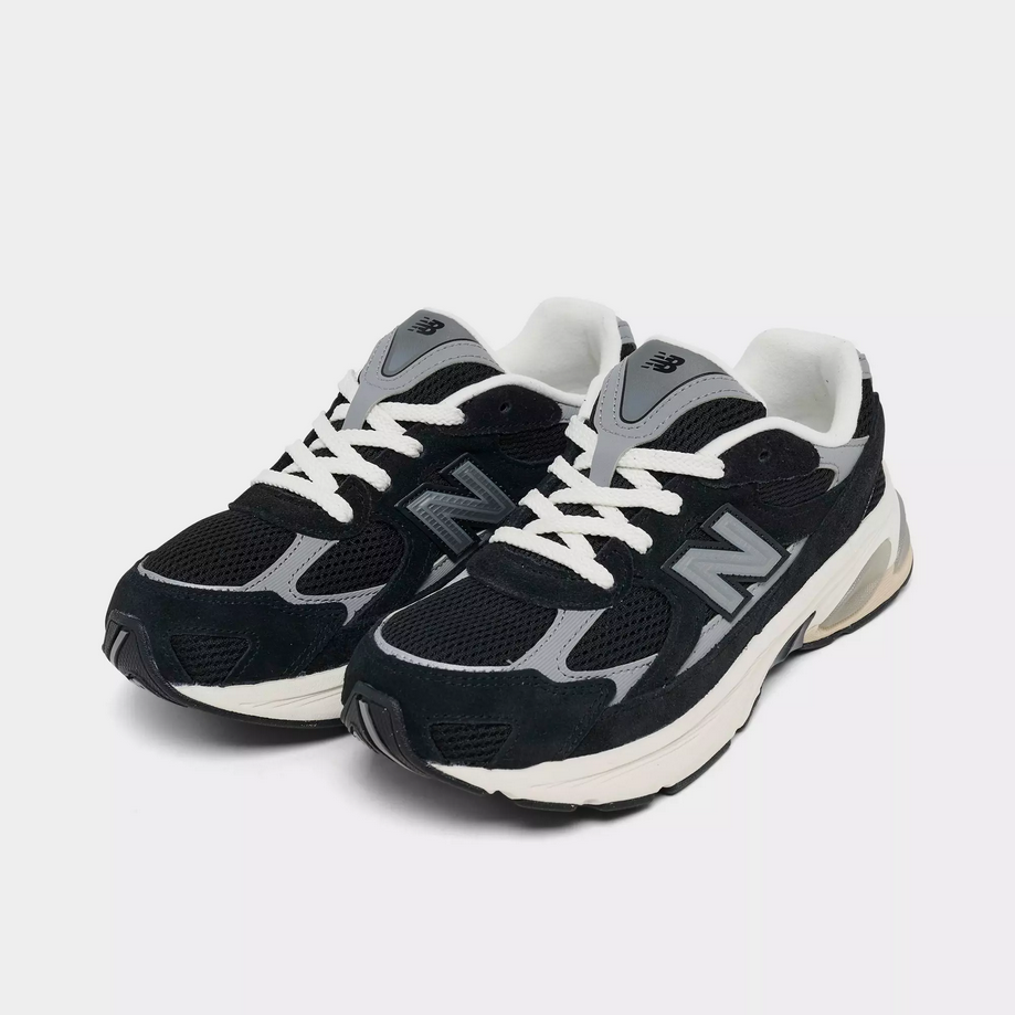 【預訂】NEW BALANCE 2010 經典黑色-GS