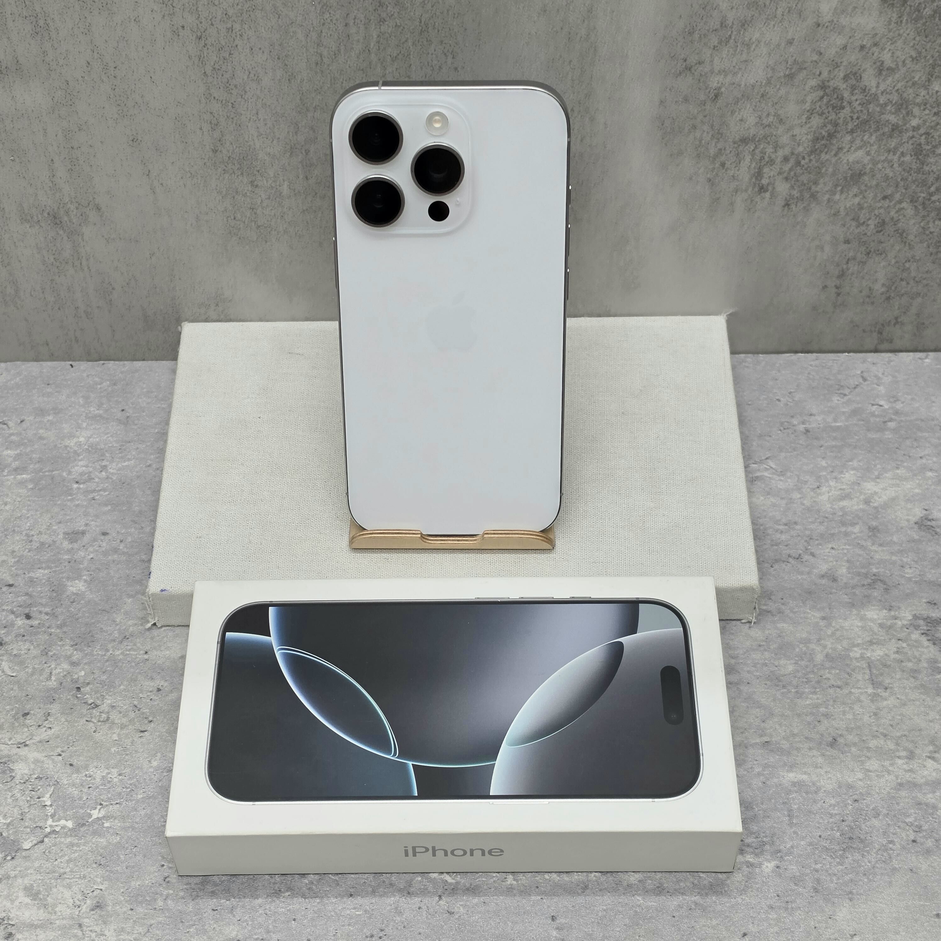 【二手】iPhone 16 Pro 256G 白色