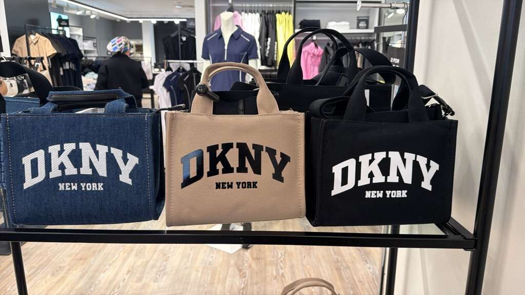 ZR023 DKNY 淨色手挽文字LOGO TOTE BAG 26x21cm
