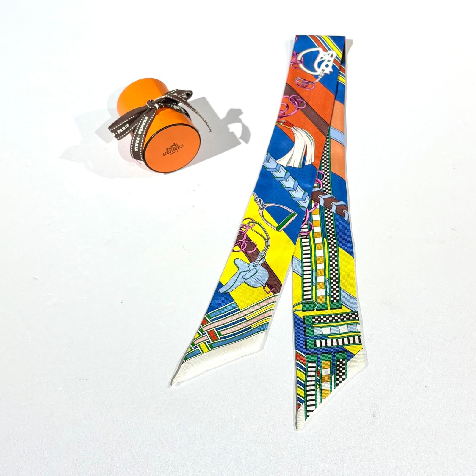 99%NEW二手HERMES TWILLY SILK 黃/藍/綠印花真絲 #香榭站正品