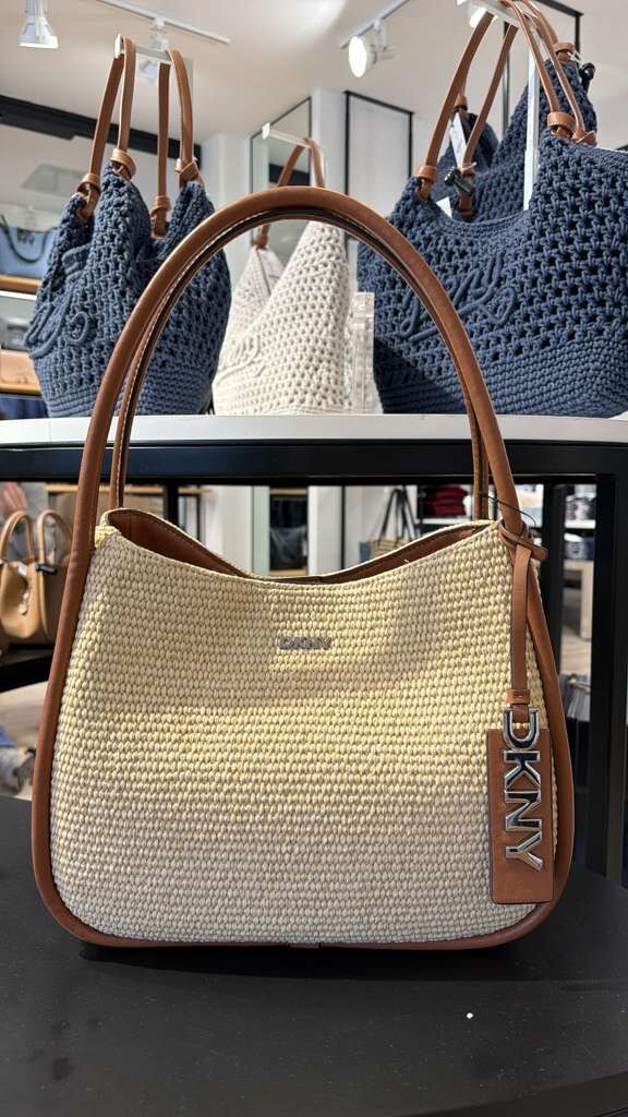 ZR033 DKNY 撞邊編織款手挽袋 32x24 cm
