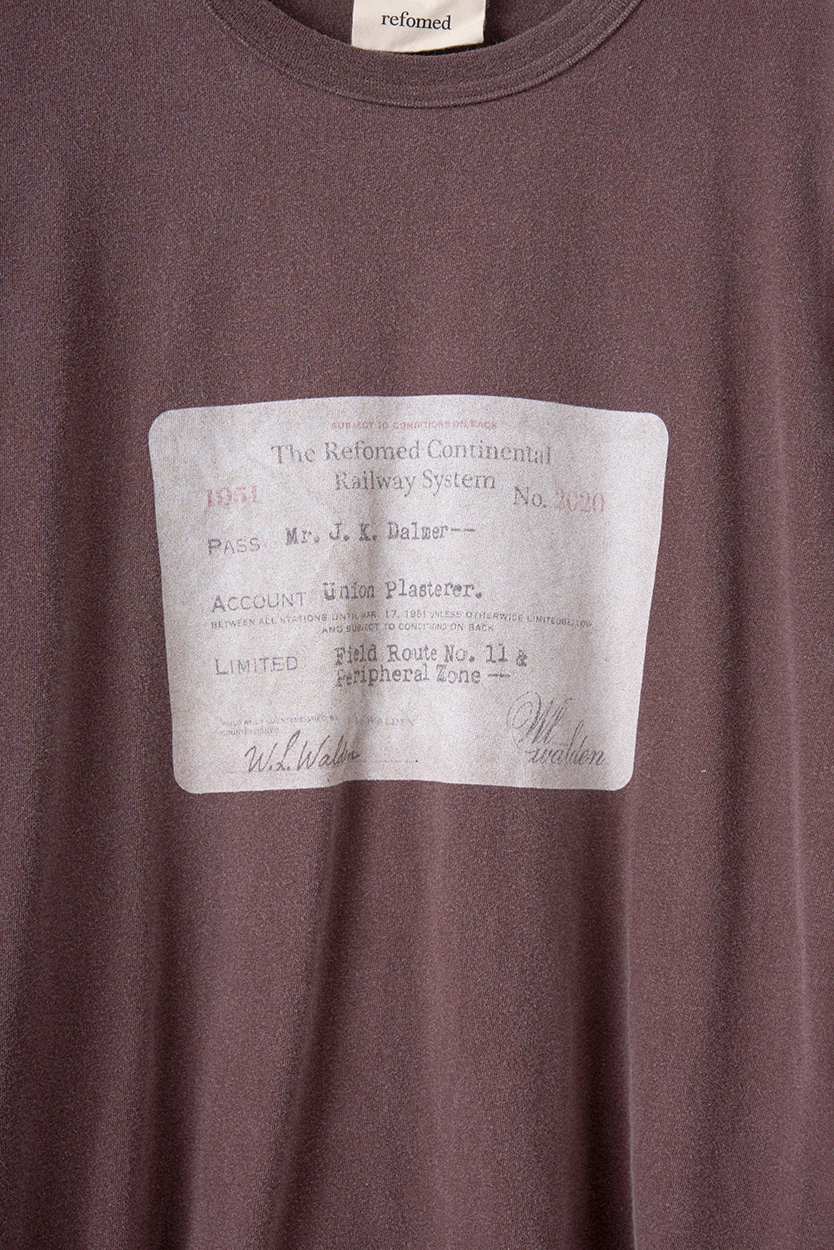 REFOMED RAILWAY TICKET TEE (2COL)