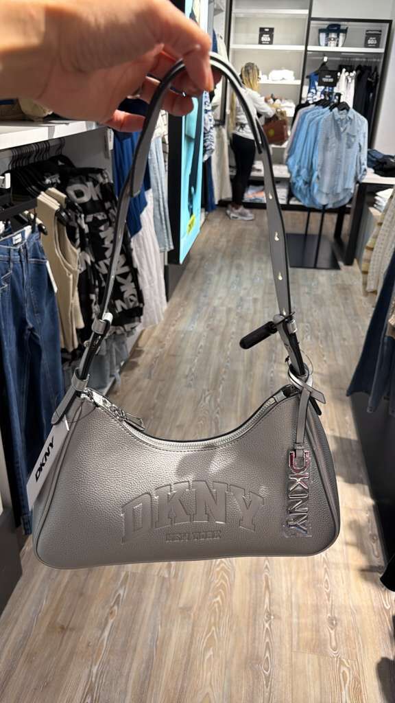 ZR055 DKNY 銀色半月單肩包