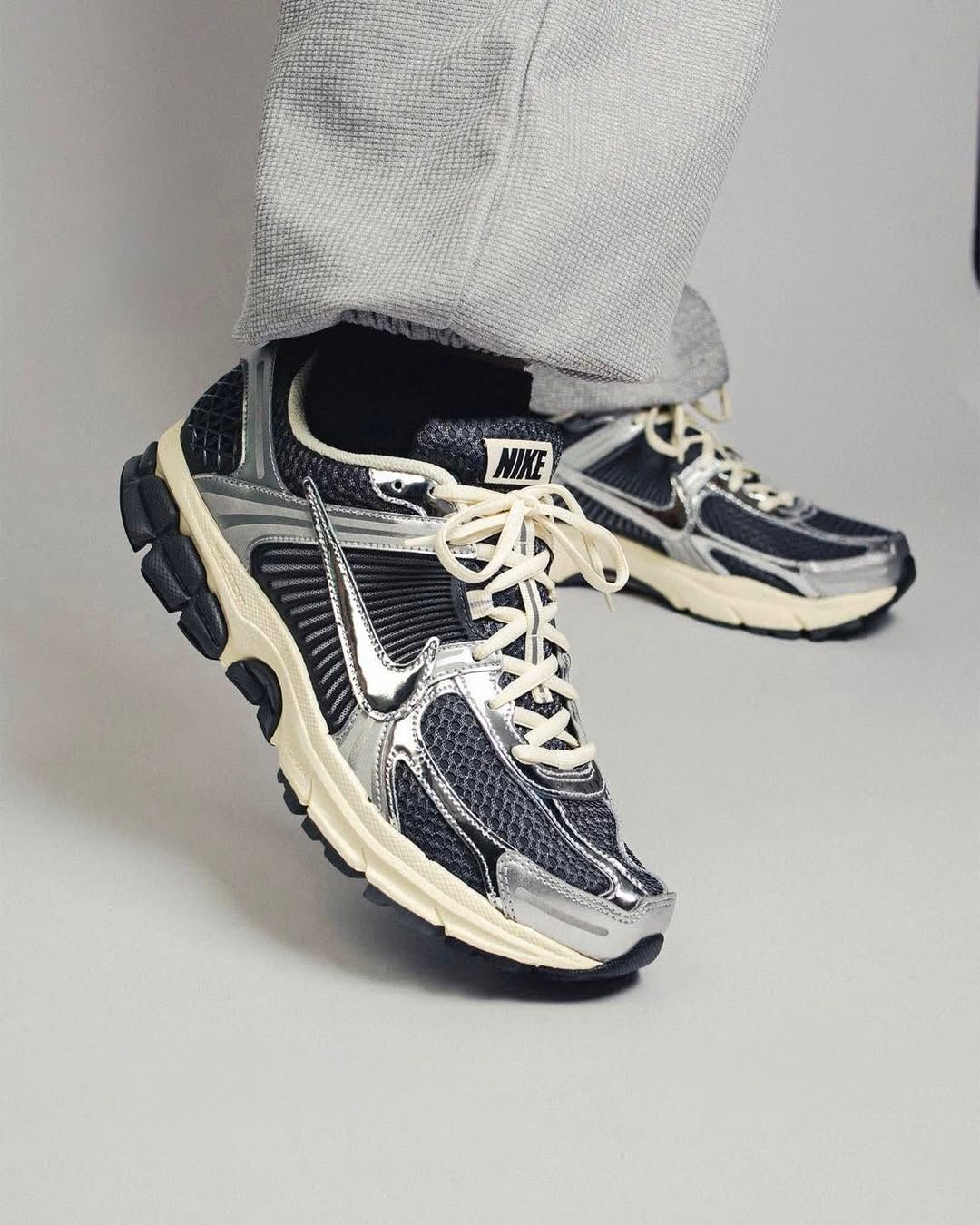 Men's Nike Zoom Vomero 5