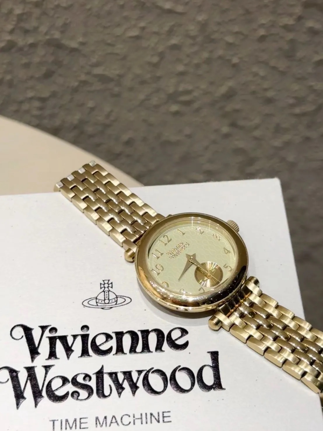 <精選西太后錶款⌚>Vivienne Westwood 小LOGO石英錶金錶