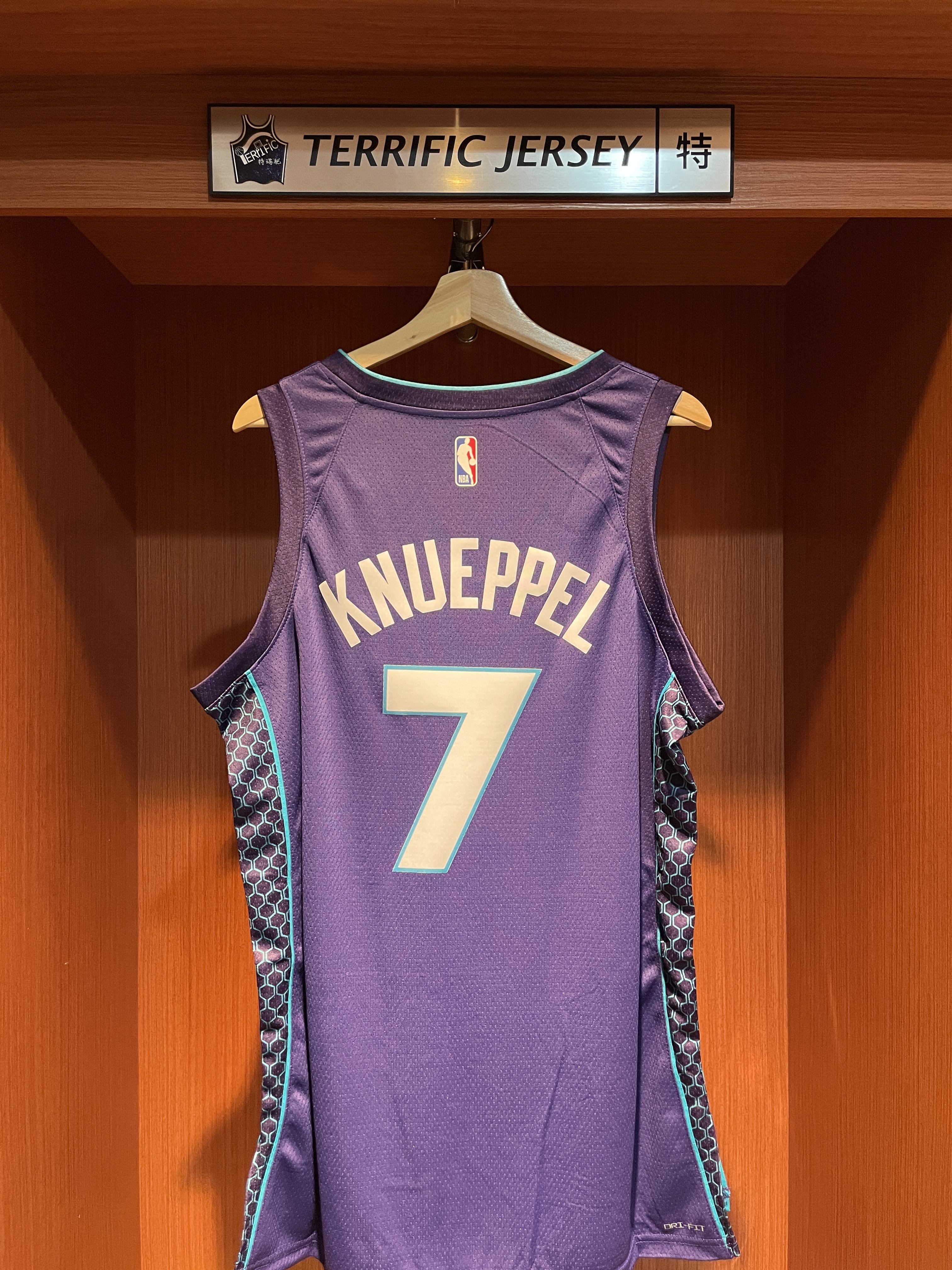 NBA球衣 Kon Knueppel 夏洛特黃蜂紫 Statement  Jordan Swingman 球迷版 熱轉印 全新