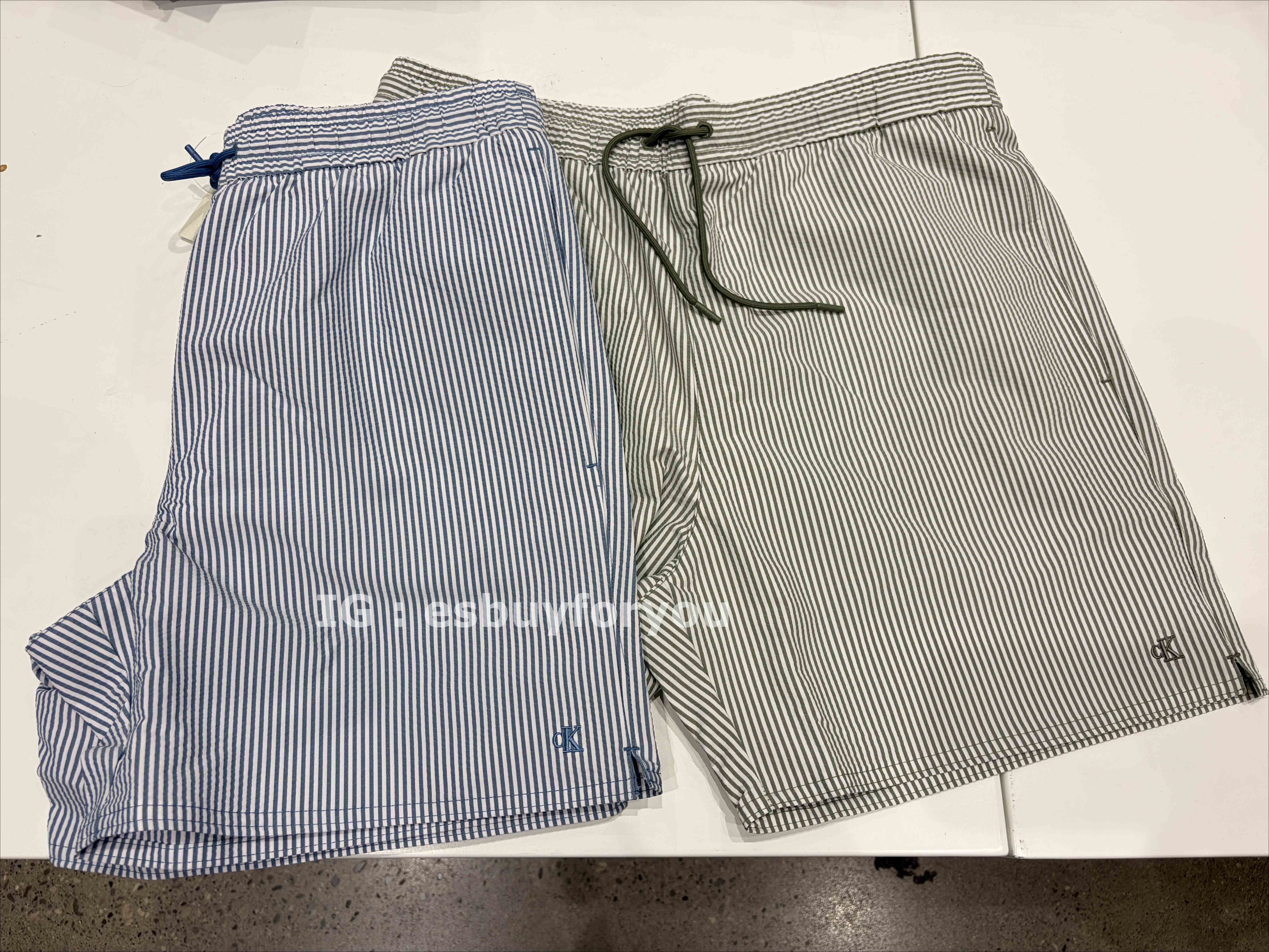 CK 男大人 造型直條紋 刺繡小標 海灘褲 (2色) (長度5)