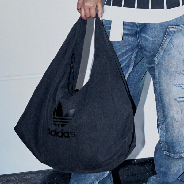 Adidas 愛迪達 D Shoulder Bag IX7694 側背包 肩背 斜背 牛仔碳黑 大容量