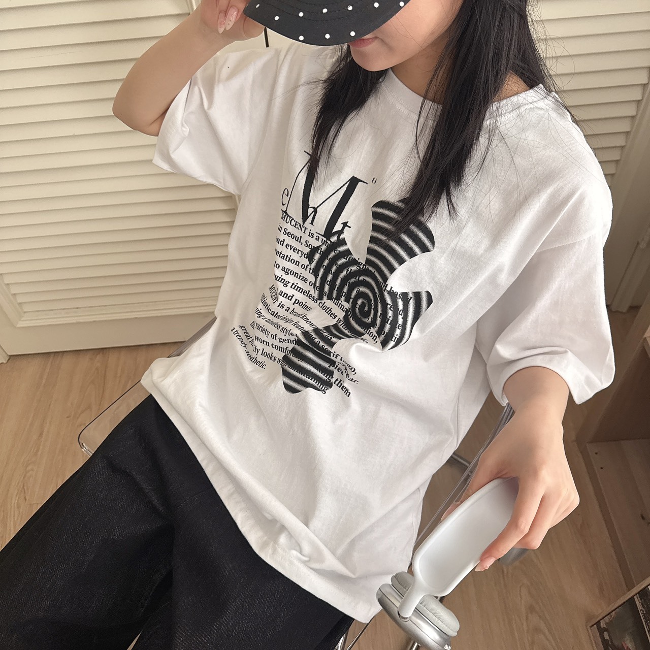 （現貨）韓牌 MUCENT SILKE 十字大logo 文字 短T P00000YU