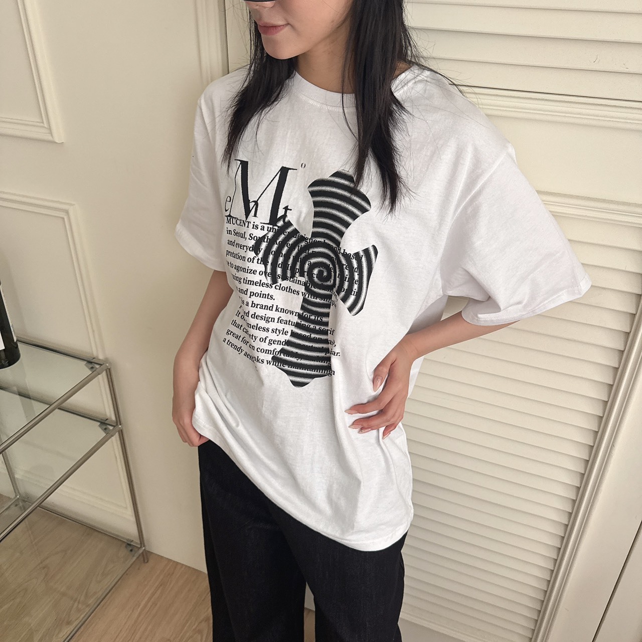 （現貨）韓牌 MUCENT SILKE 十字大logo 文字 短T P00000YU