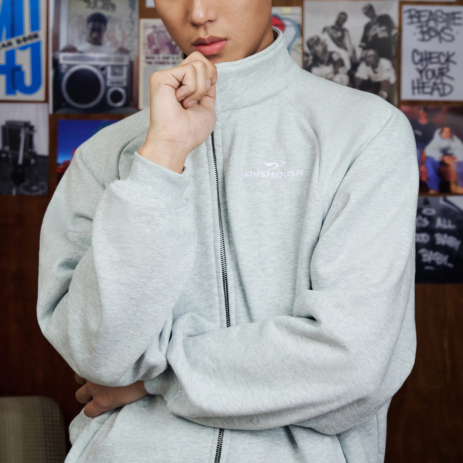 PUSH PUSH FINN RAGLAN JACKET 刺繡 LOGO 立領外套 落肩 夾克 外套