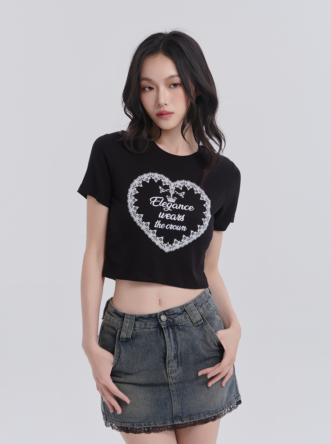 愛心印花文字短TEE