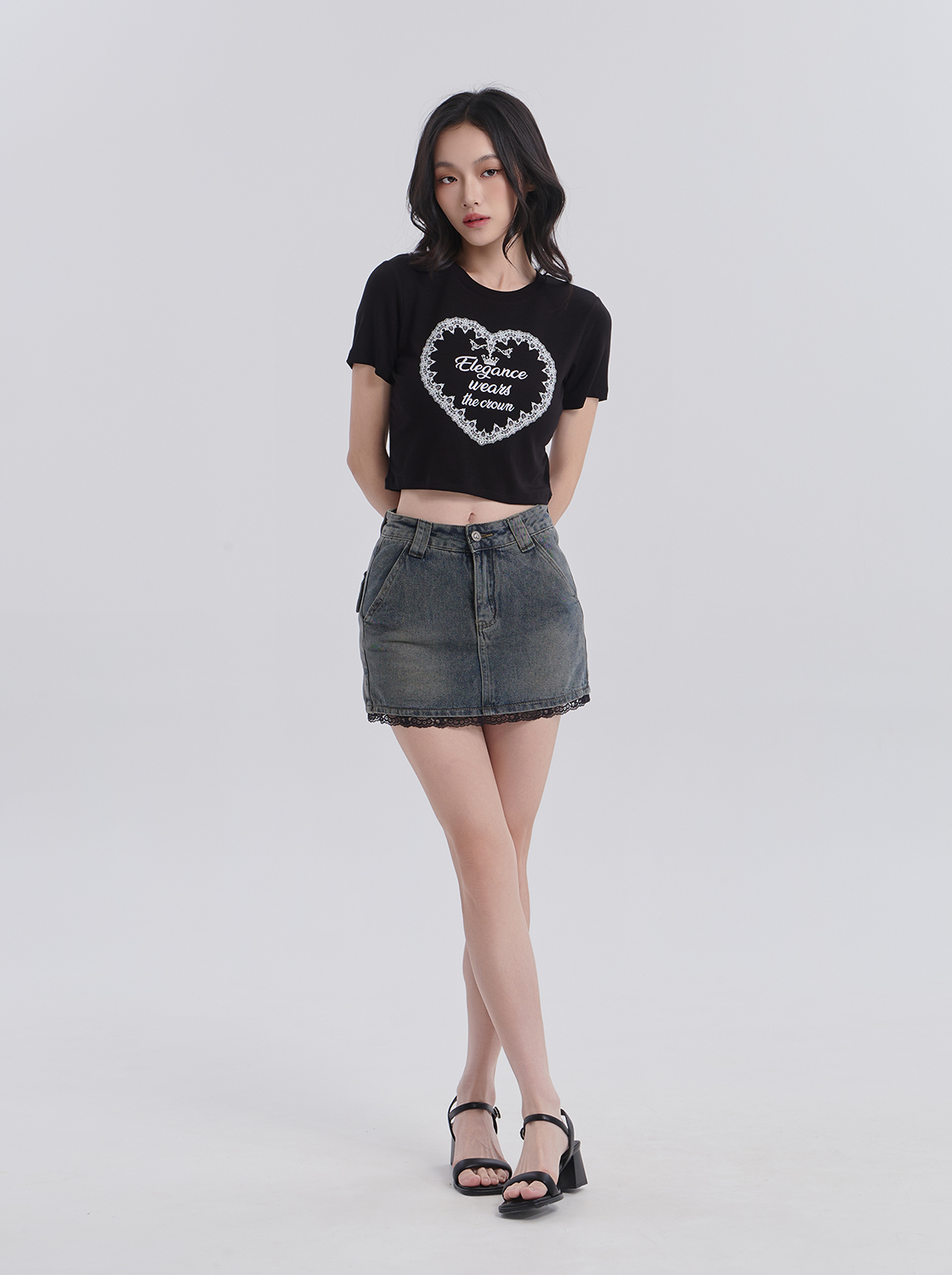 愛心印花文字短TEE