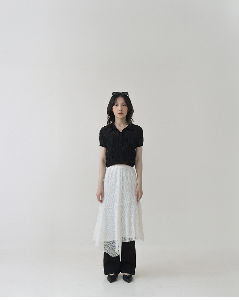 Wrinkled textured mesh sheer short-sleeved shirt - black【01025800】in stock+pre-order