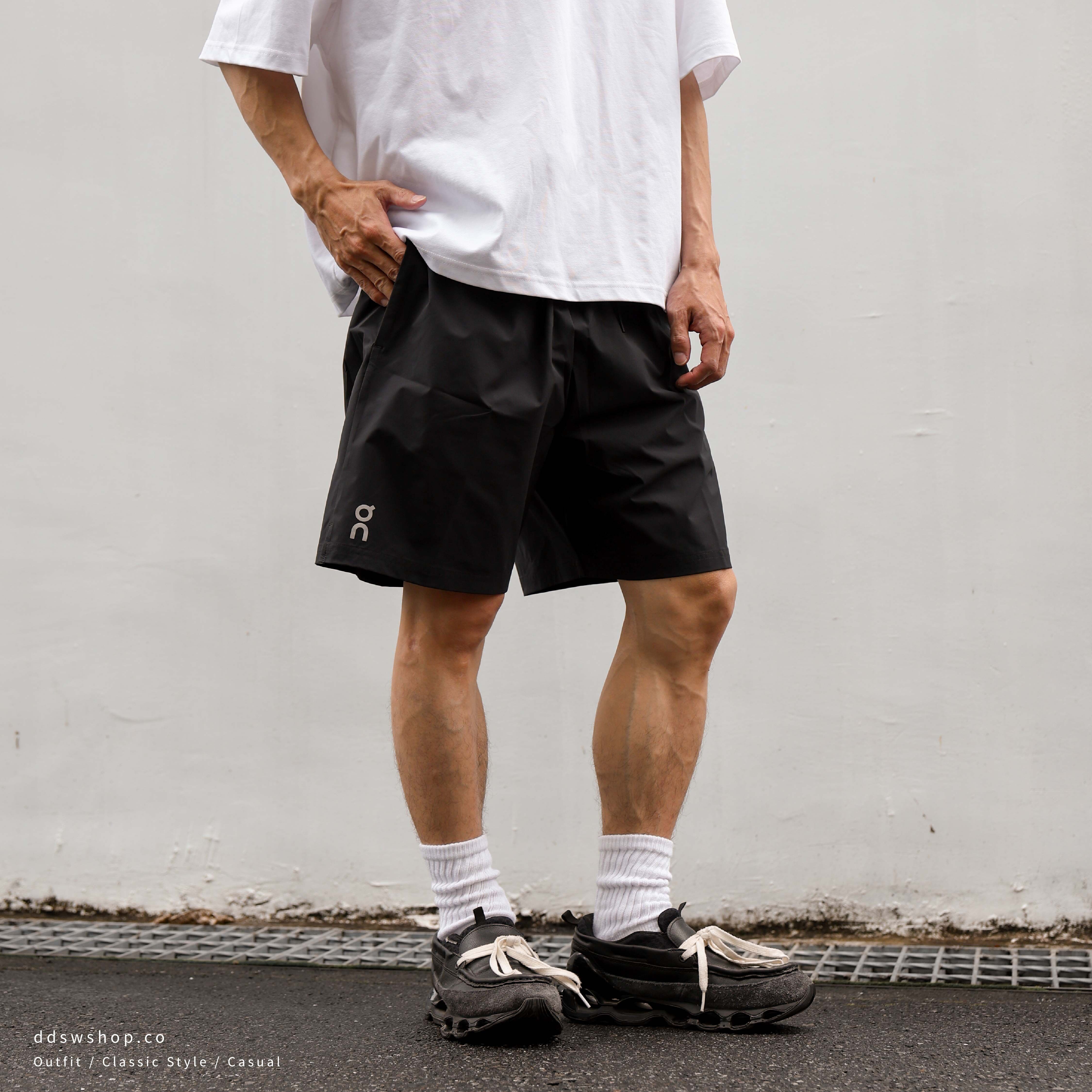 "現貨" On 7" Core Shorts 1 M Black 短褲