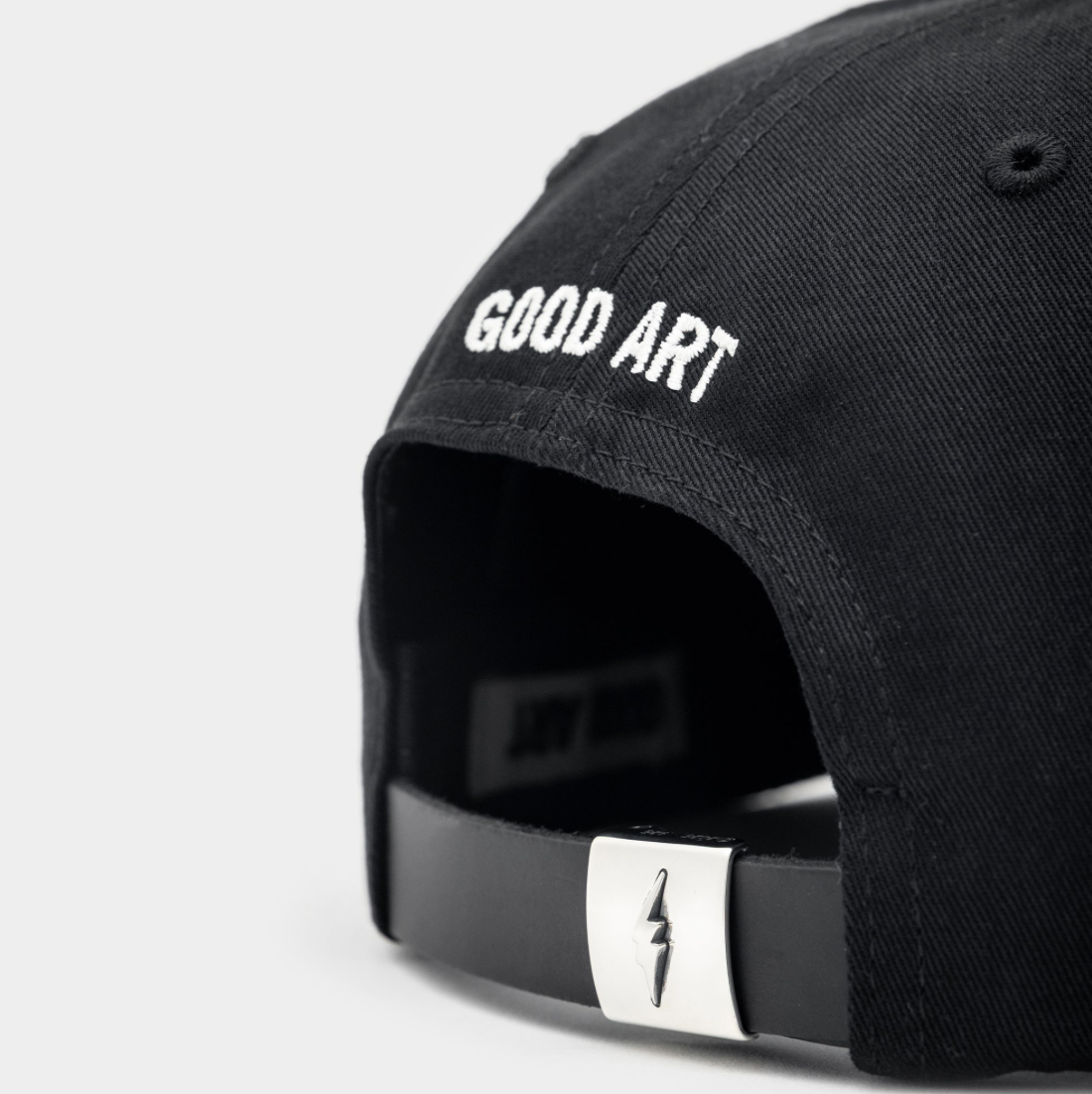 CLASSIC COTTON BALL CAP - SHAZAM! - BLACK