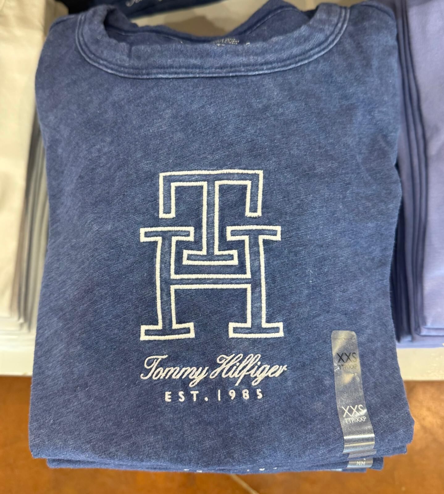 Tommy Hilfiger 女裝新款洗水牛仔色短款 Tee F1