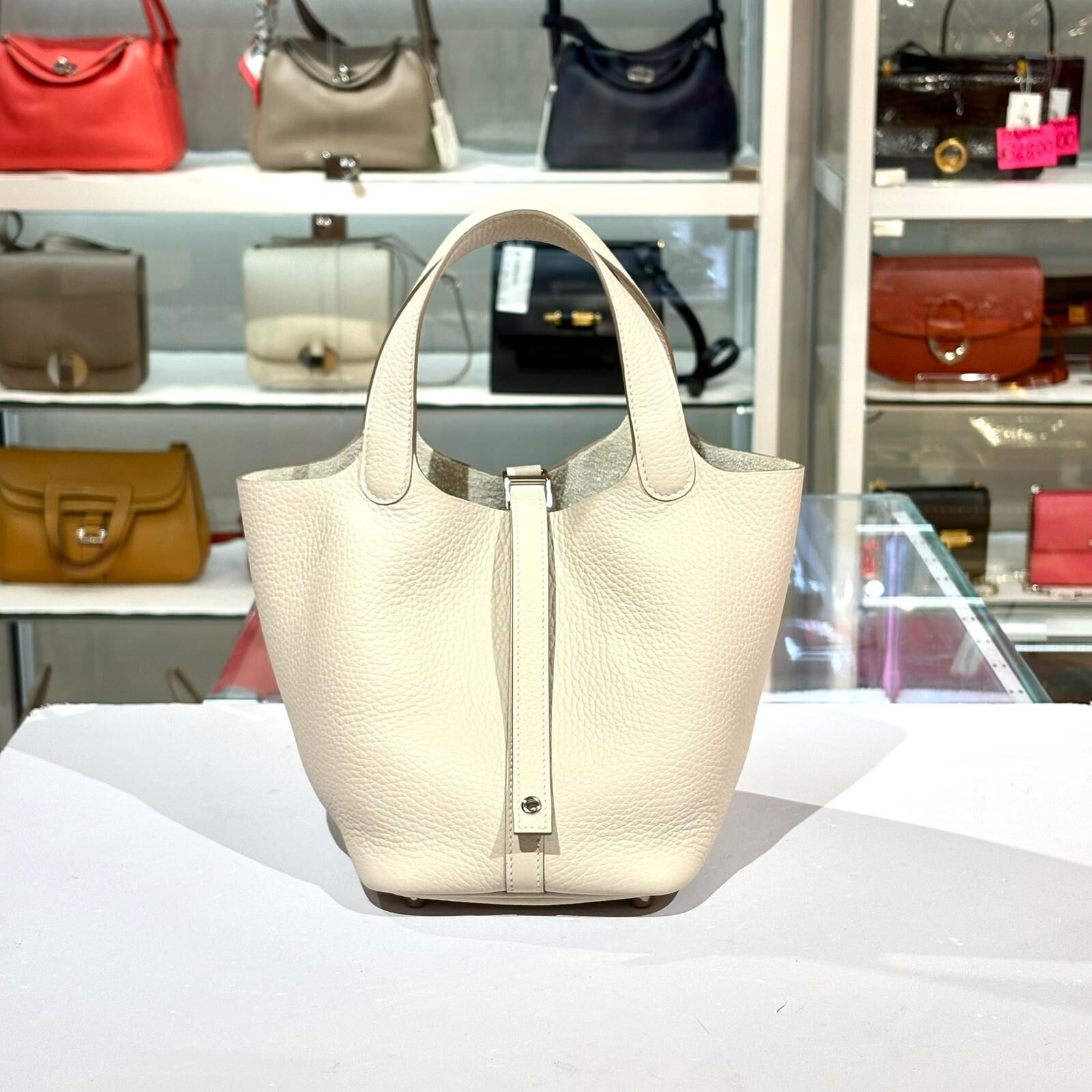 全新HERMES PICOTIN 18 K Stamp 10/CRAIE 奶昔白銀扣 TC皮 #P18 #BRAND NEW #香榭站正品
