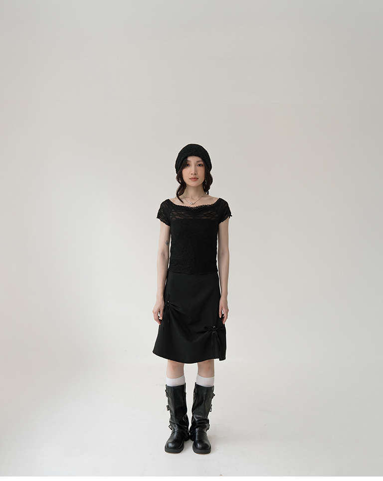 Off-the-shoulder sheer lace fitted top - black【01099663】in stock+pre-order