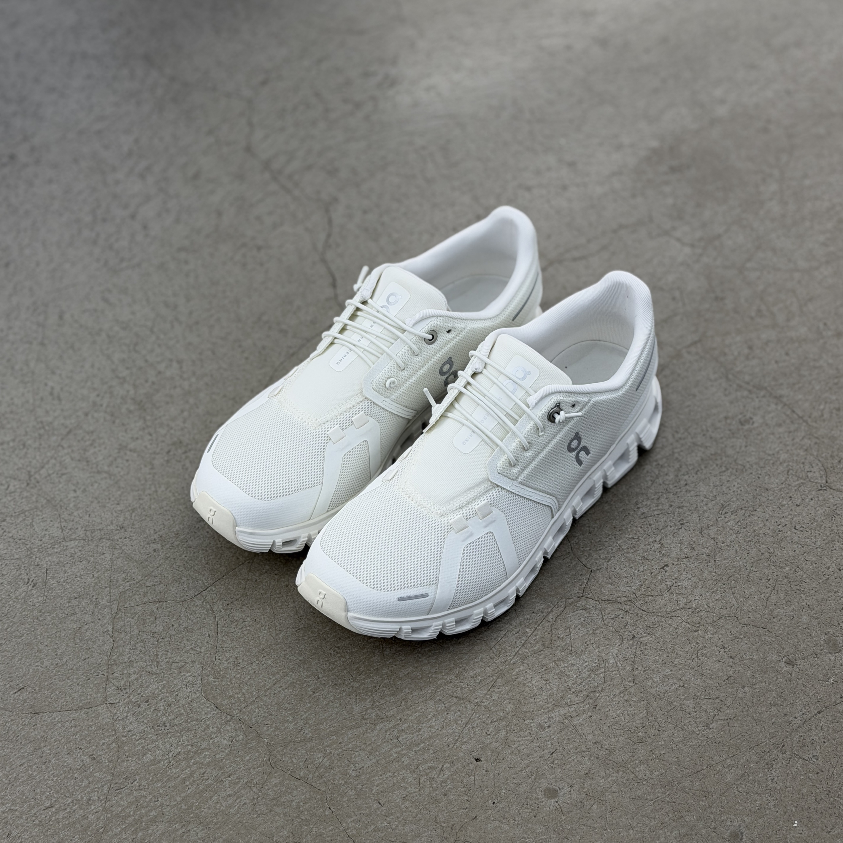 On Running Cloud 6 White | 3MF10071200
