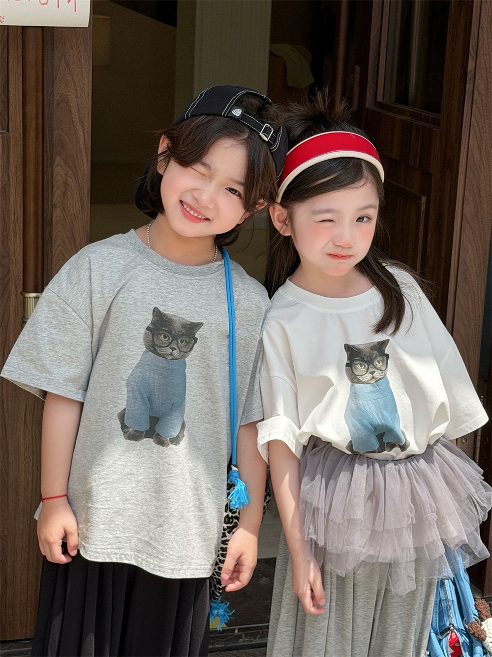 兩色貓咪大學TEE ꒱