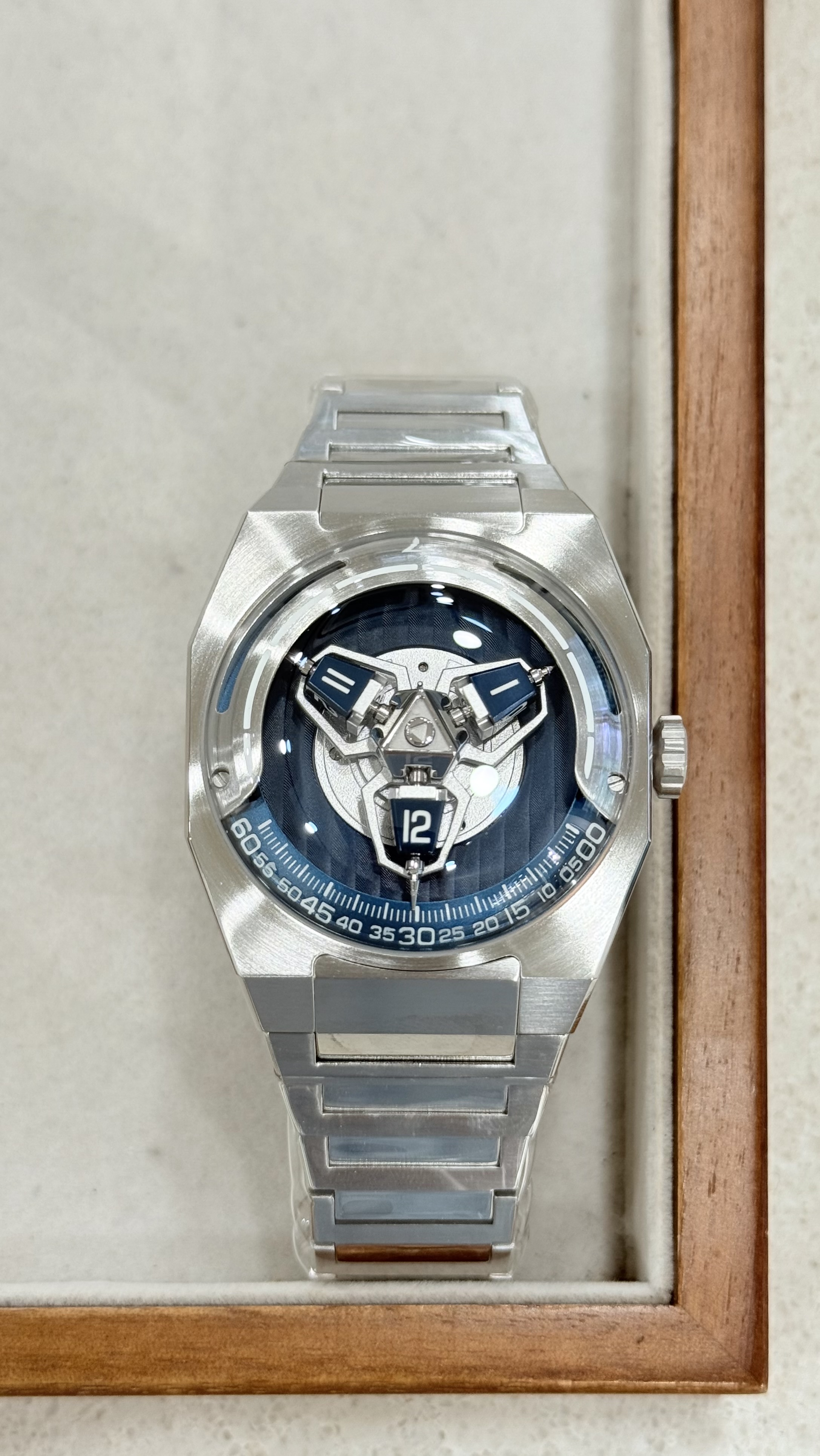 Cerberus Sapphire (鋼帶+藍色膠帶)