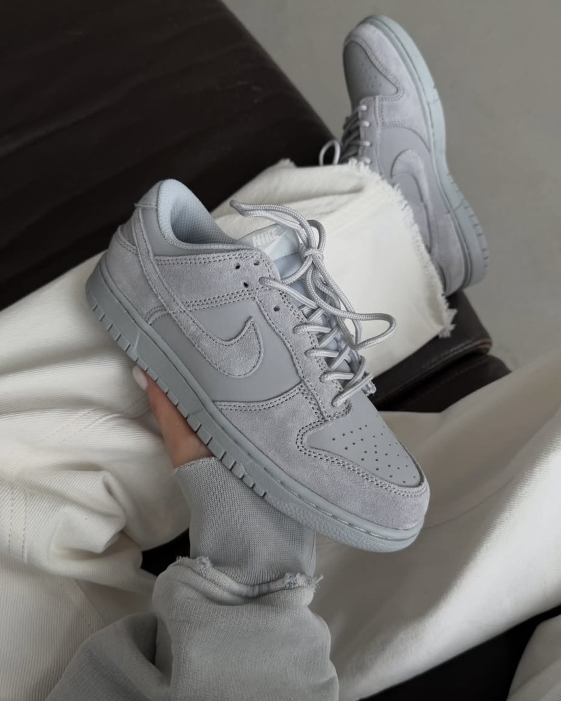 Nike Dunk Retro SE 麂皮 翻毛皮皮革 冰藍底 灰色