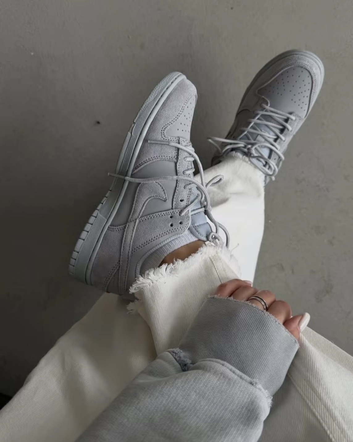 Nike Dunk Retro SE 麂皮 翻毛皮皮革 冰藍底 灰色