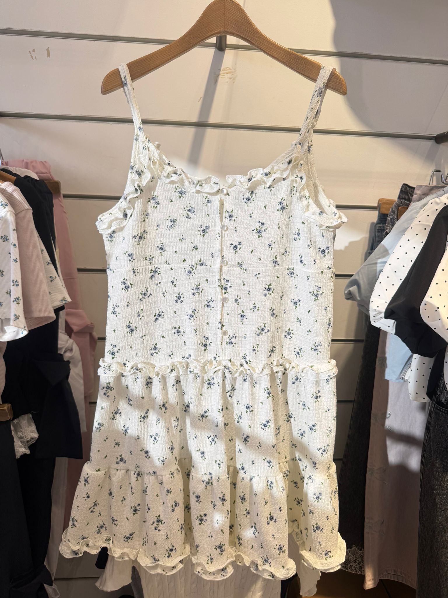 NC03 胸36-40 長33 腰37 hip 46 $349