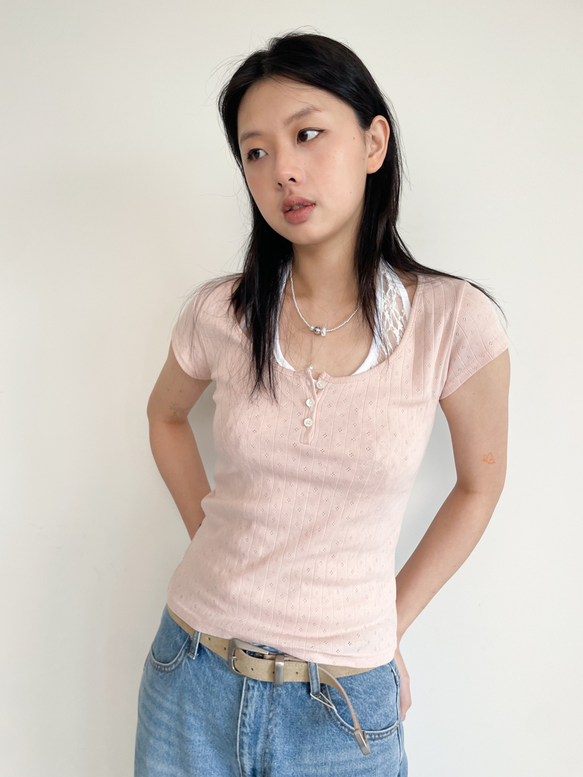 pointelle wide-neck button waist top