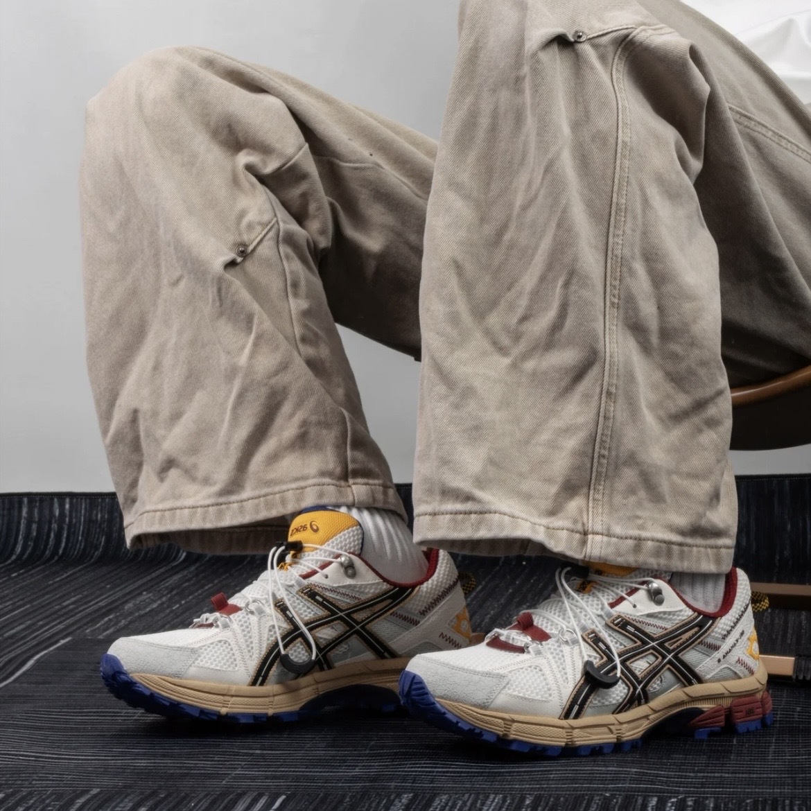 ASICS GEL-KAHANA 8 FL 紅黃藍 撞色 復古 抽繩 跑步鞋 男女同款 1012B634-100