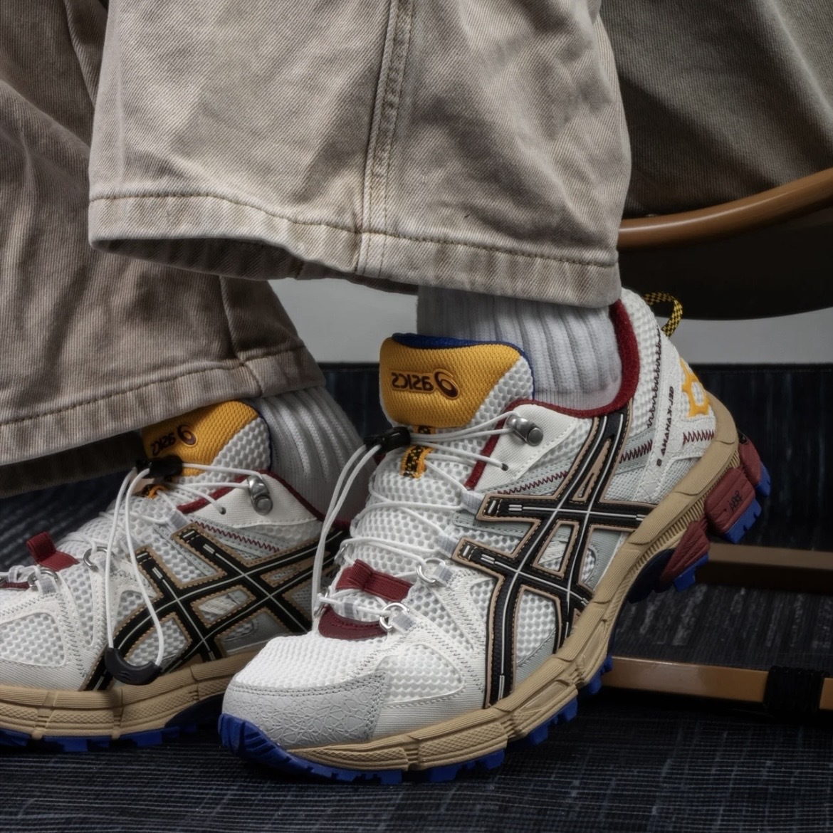 ASICS GEL-KAHANA 8 FL 紅黃藍 撞色 復古 抽繩 跑步鞋 男女同款 1012B634-100
