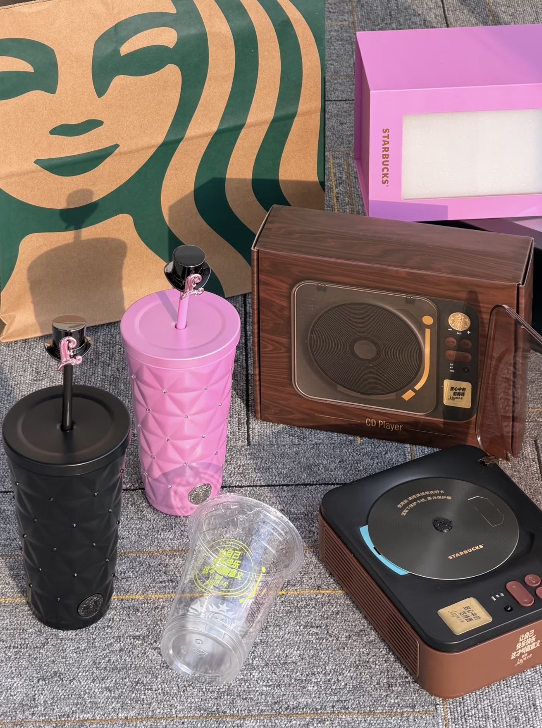 （預購）周杰倫x星巴克聯名 咖啡序曲 JAY系列不鏽鋼保溫杯 復古CD機