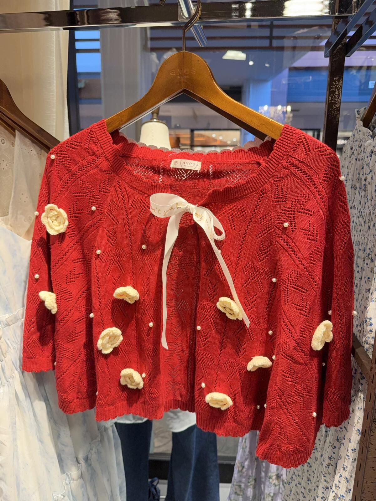 AS18 開胸長18 $329