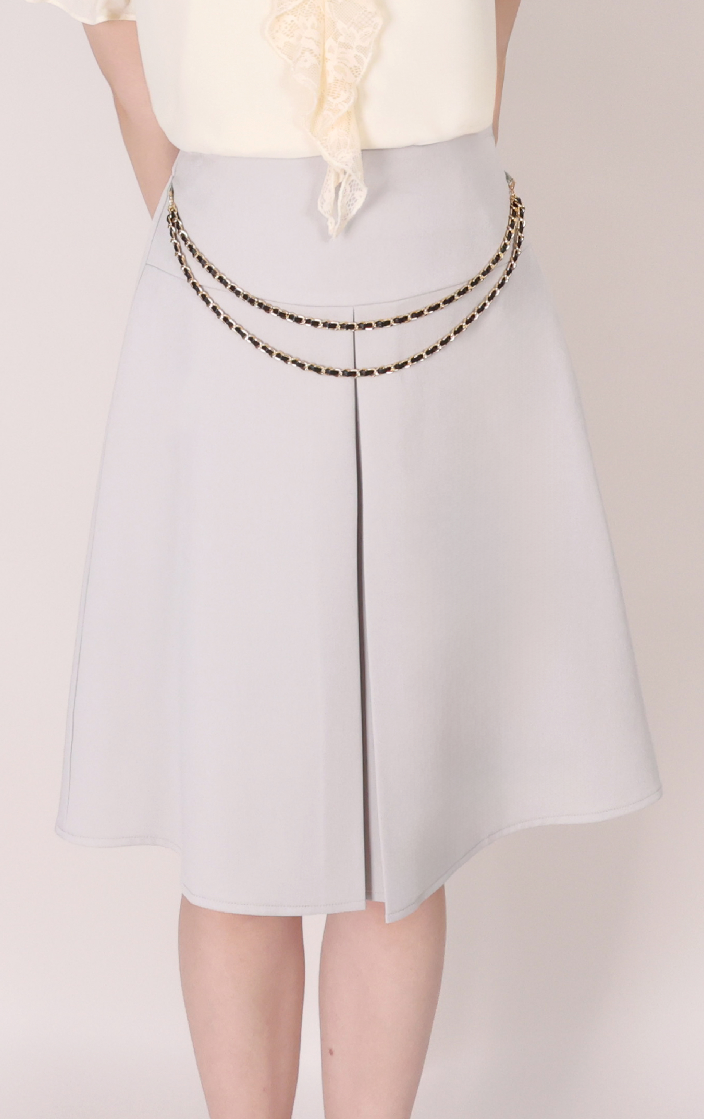 Chain-Detail Slim-Fit Skirt SK0807