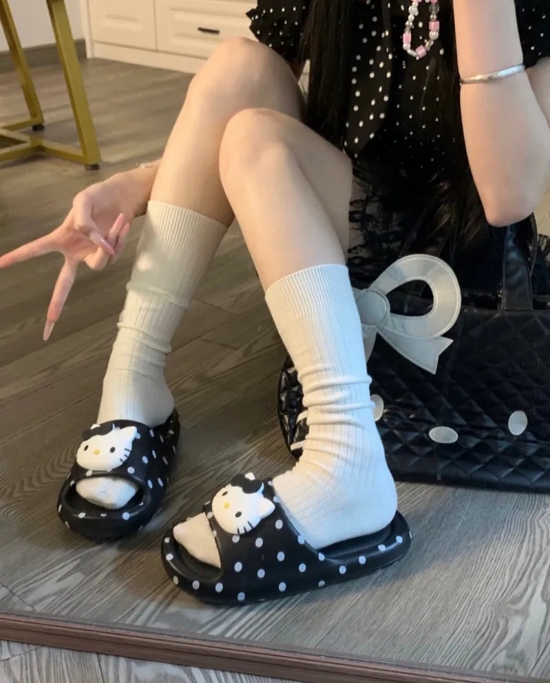<可愛到犯規!!!>Kitty踩屎感防滑室內拖 5款