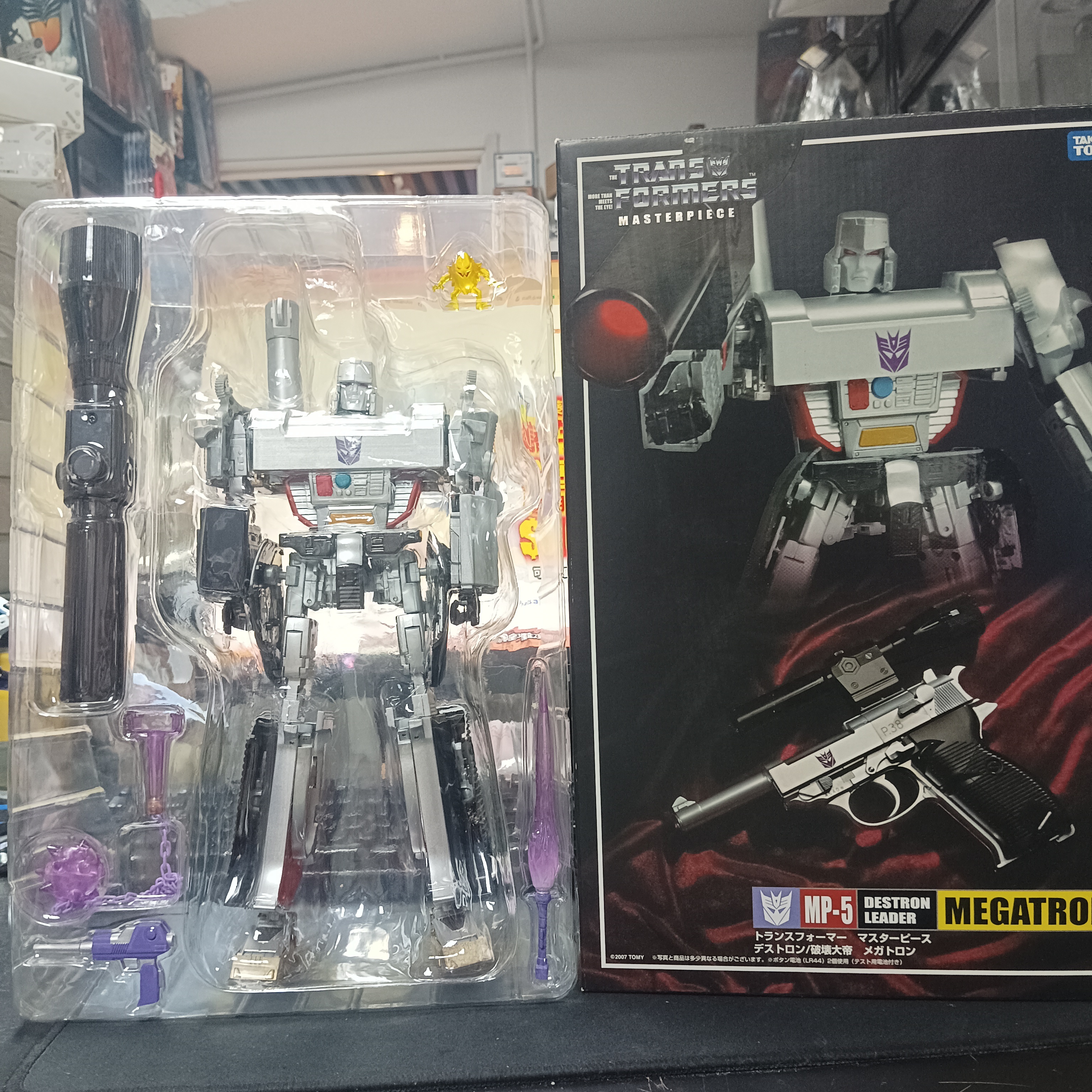 寄賣-變形金剛-MP-5 Megatron 麥加登