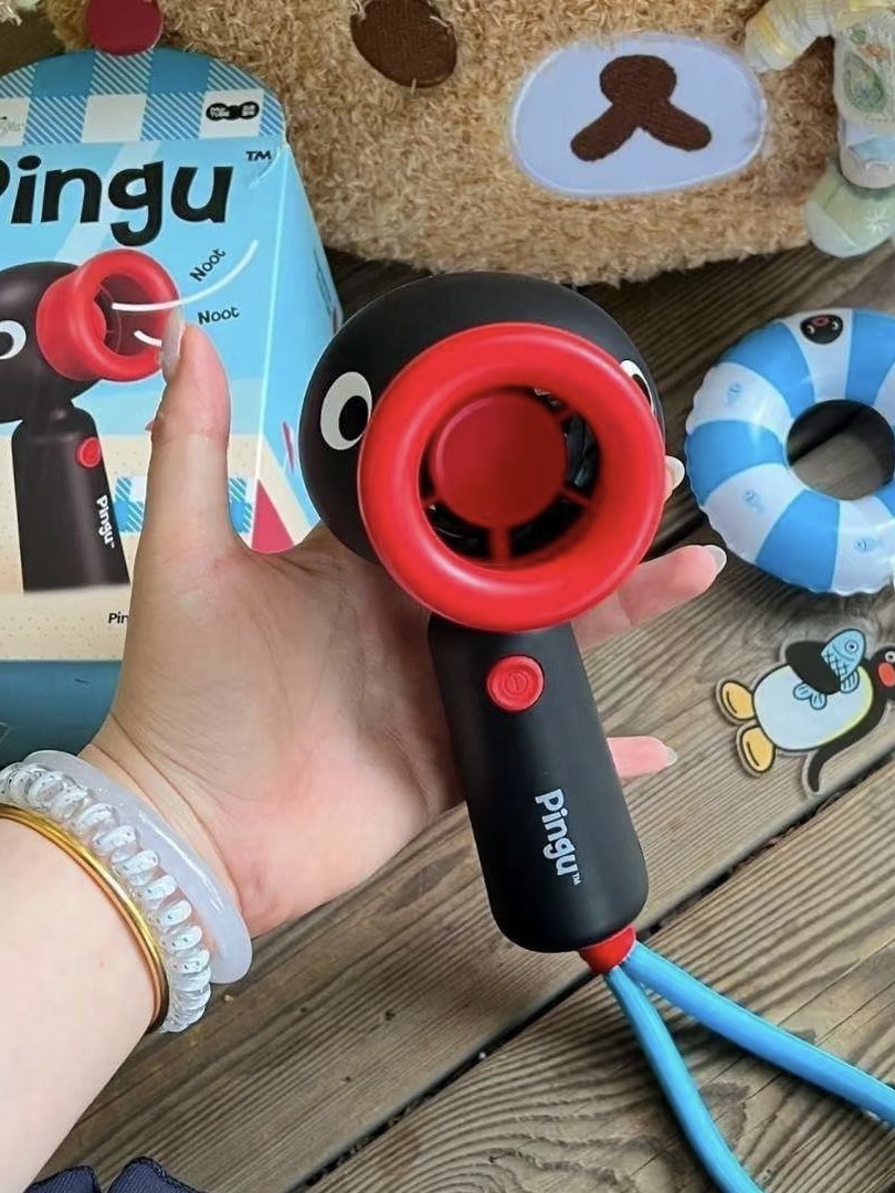(預購）PINGU 企鵝家族 造型手持風扇 電扇
