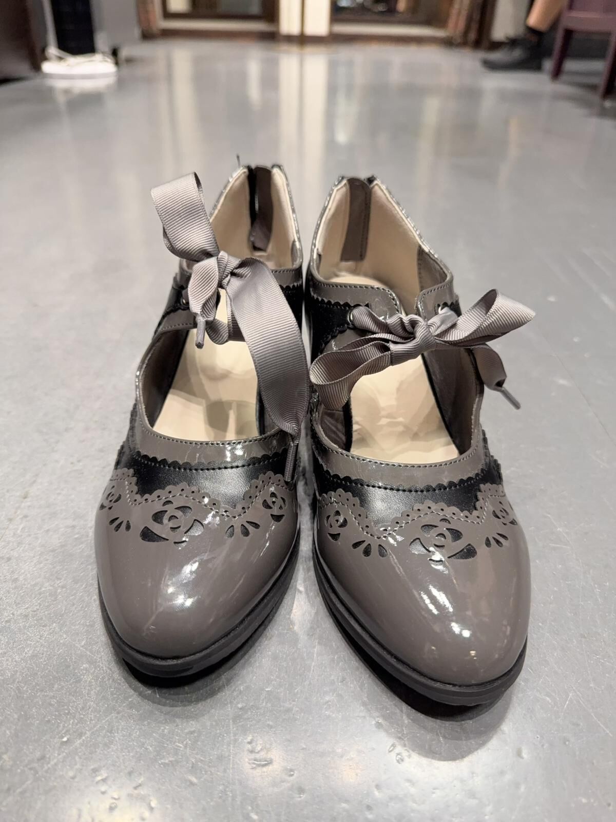 AS37 踭高兩吋 $399 鞋盒+30