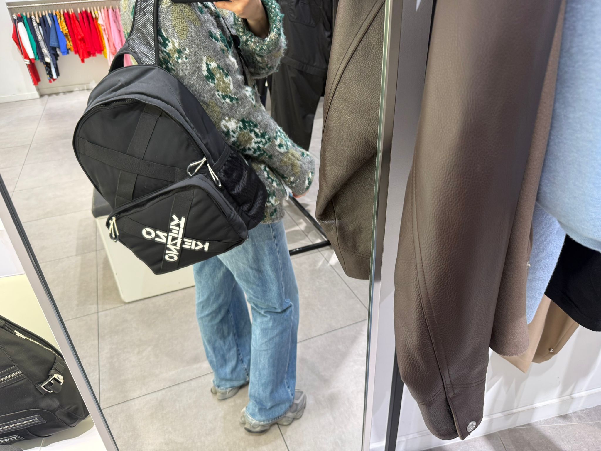 LYS02157 Kenzo 字母Logo黑色大背囊