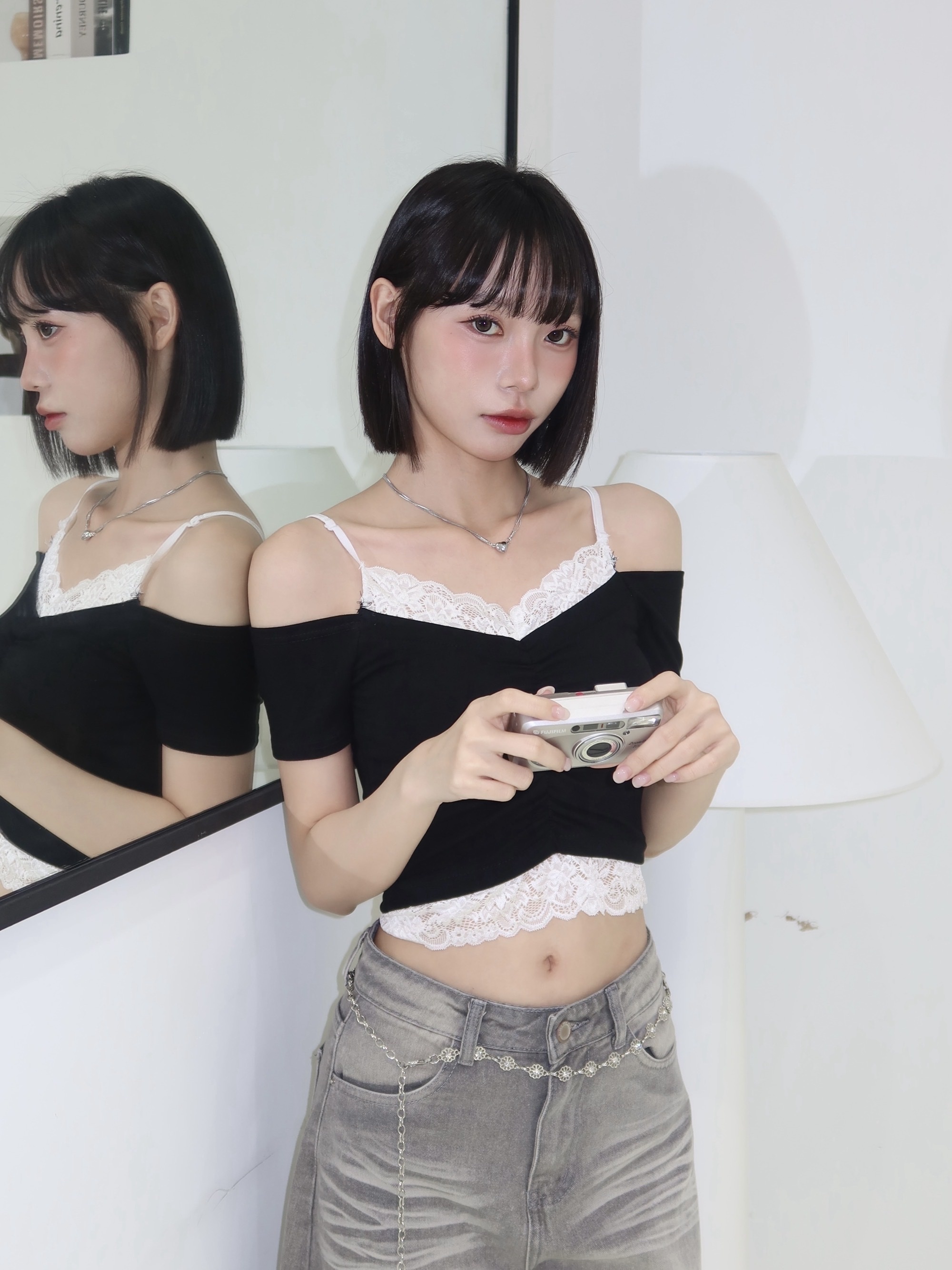 沉靜純慾系🍹假兩件蕾絲抓皺內罩杯短袖上衣(3色)
