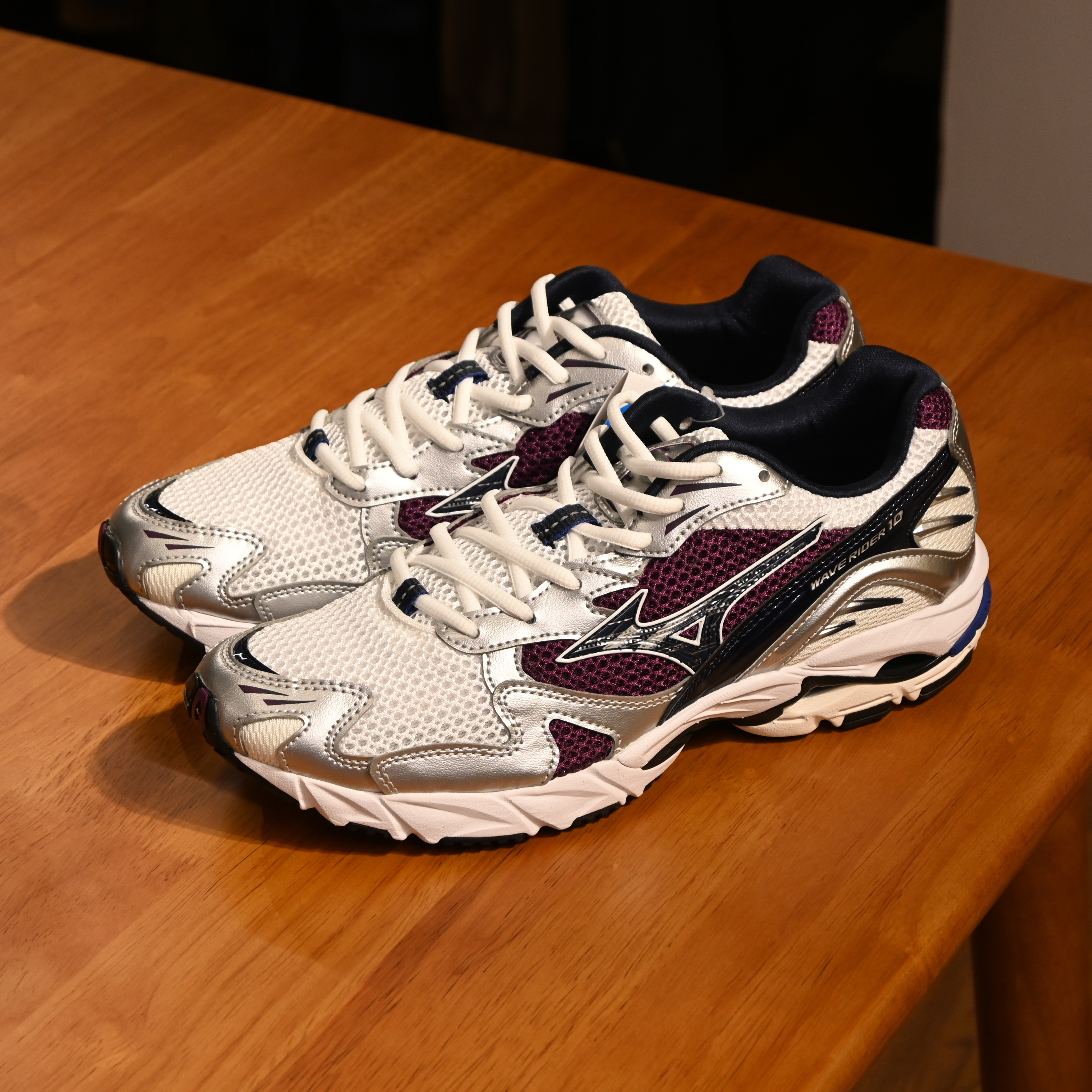 Mizuno Wave Rider 10 White/Baritone Blue/Dark Purple