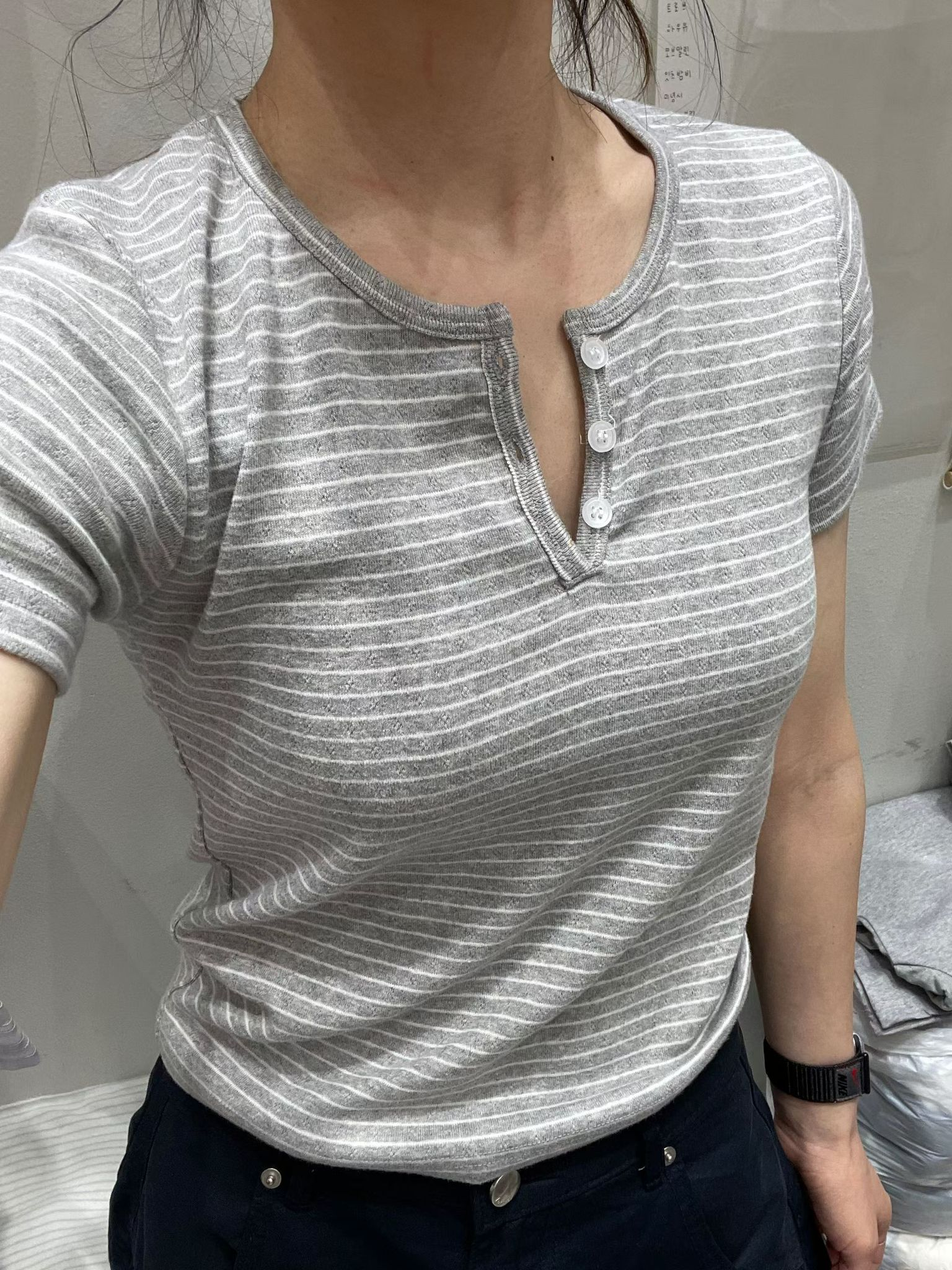 開鈕橫間上衣(灰色)