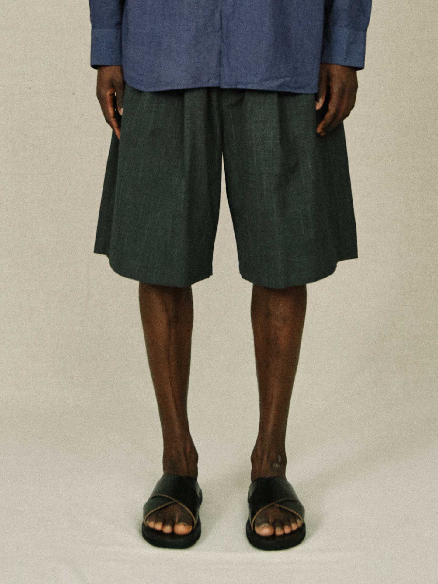 YOKO SAKAMOTO Double Pleated Wide Easy Shorts Charcoal