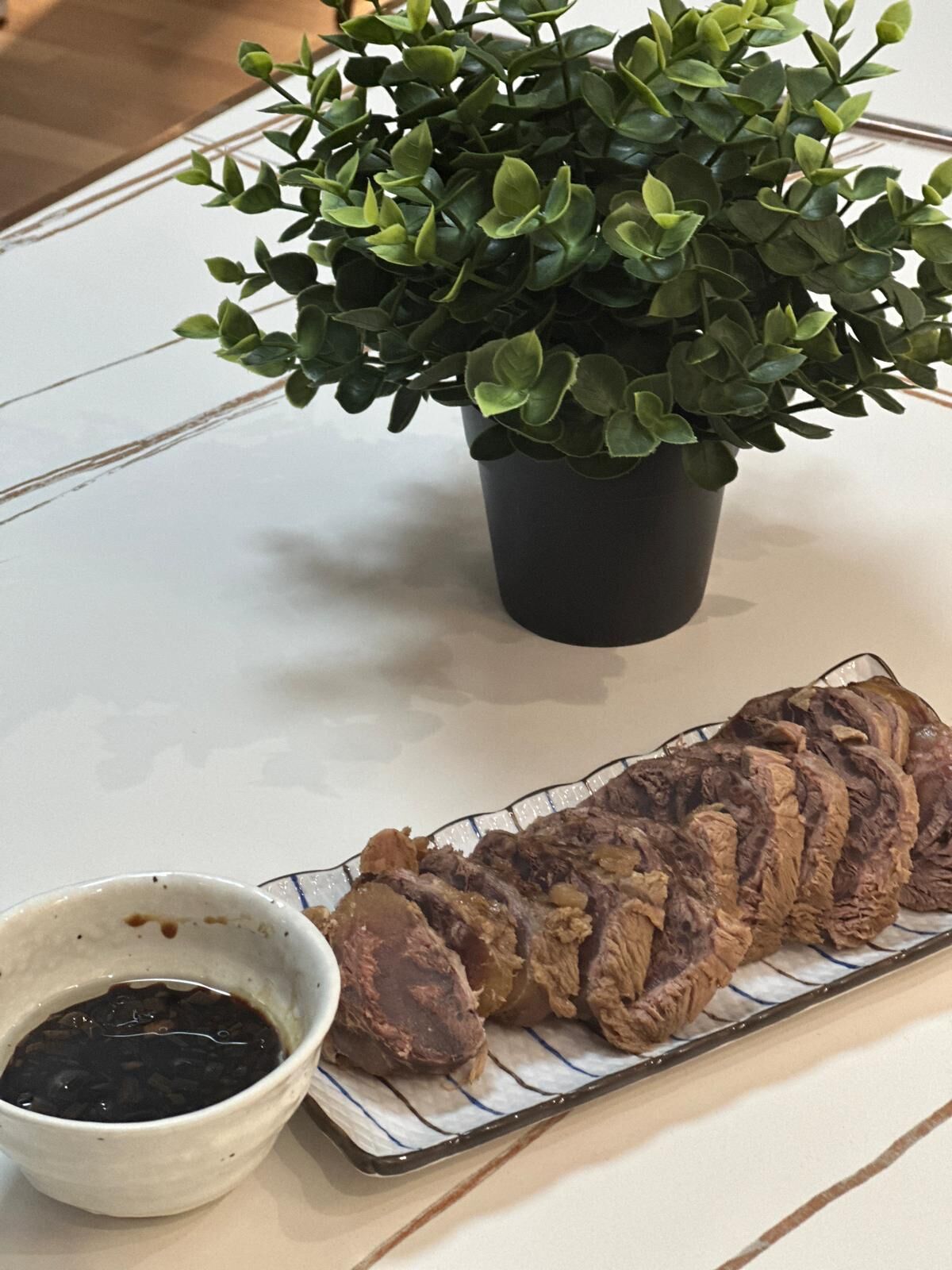 ZS020 五香厚切牛展 (即食食品建議1-2日內食用)