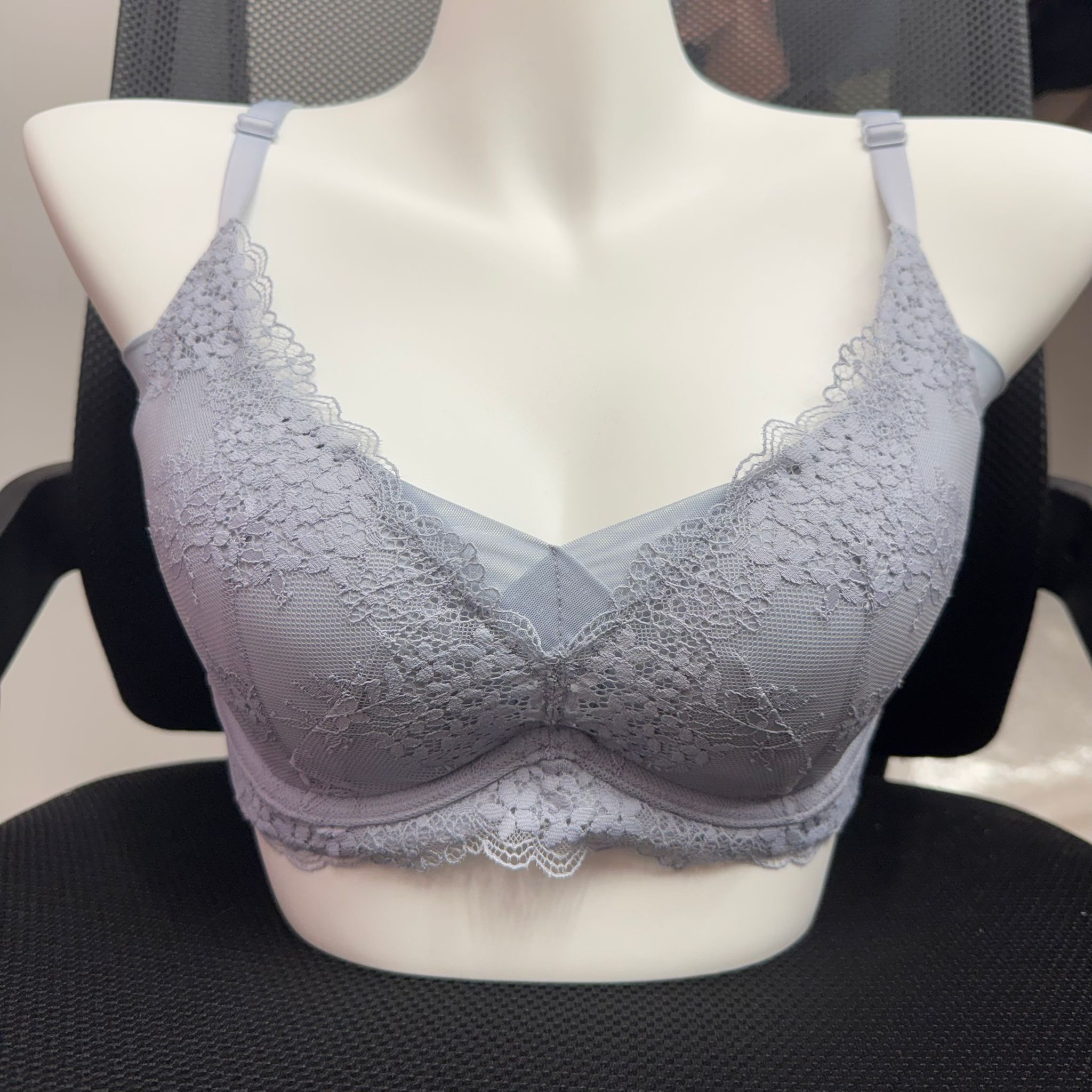 HKCG0515-026 【GLOW-UPMAGIC】J型軟鋼圈強包覆玻尿酸美胸內衣 Light steel blue EB26019 (A26M-2XL)