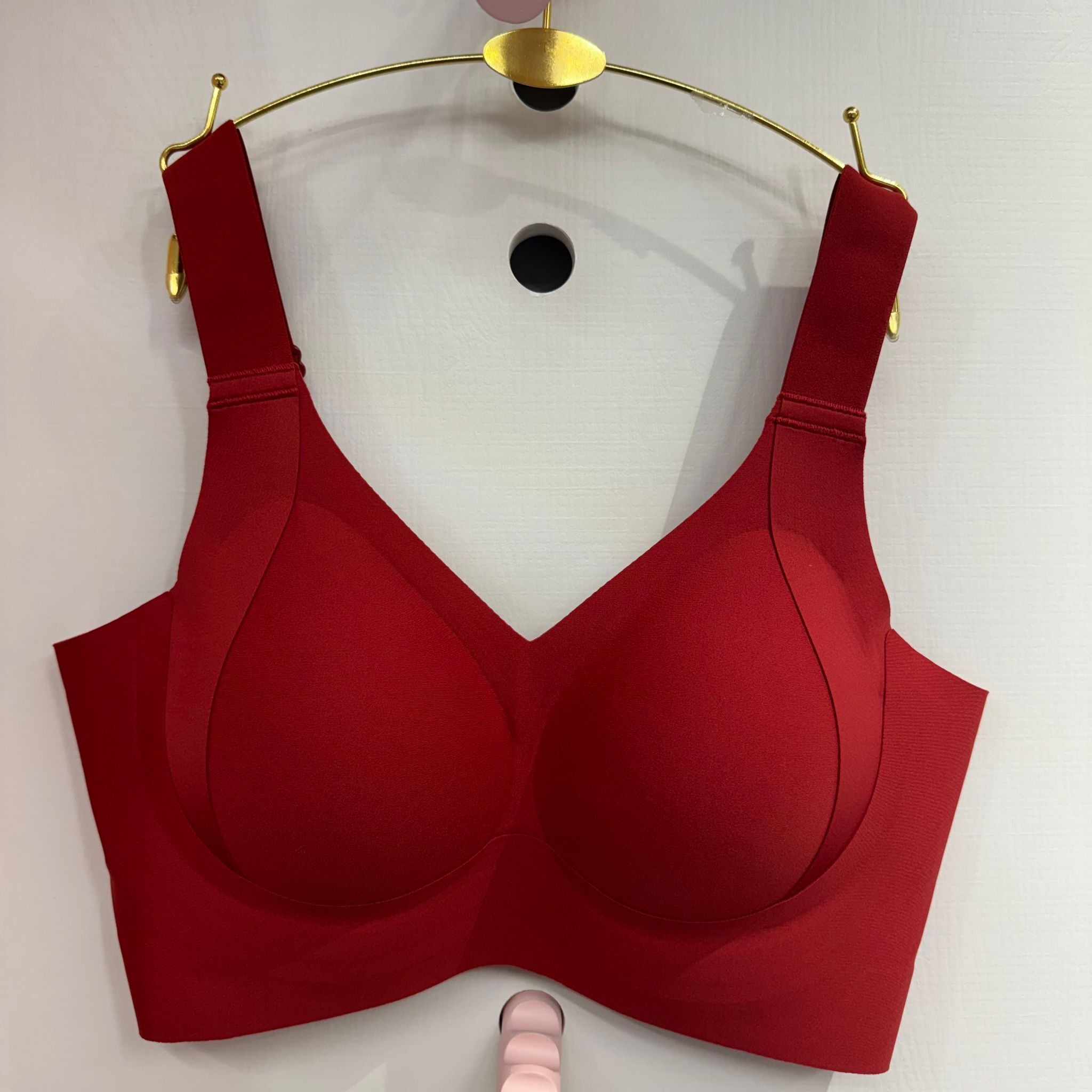HKCG0515-041 【Support Plus】無鋼圈雙重提拉無痕內衣 可調節肩帶 True Red EWB23008 (A41S-XXXXL)