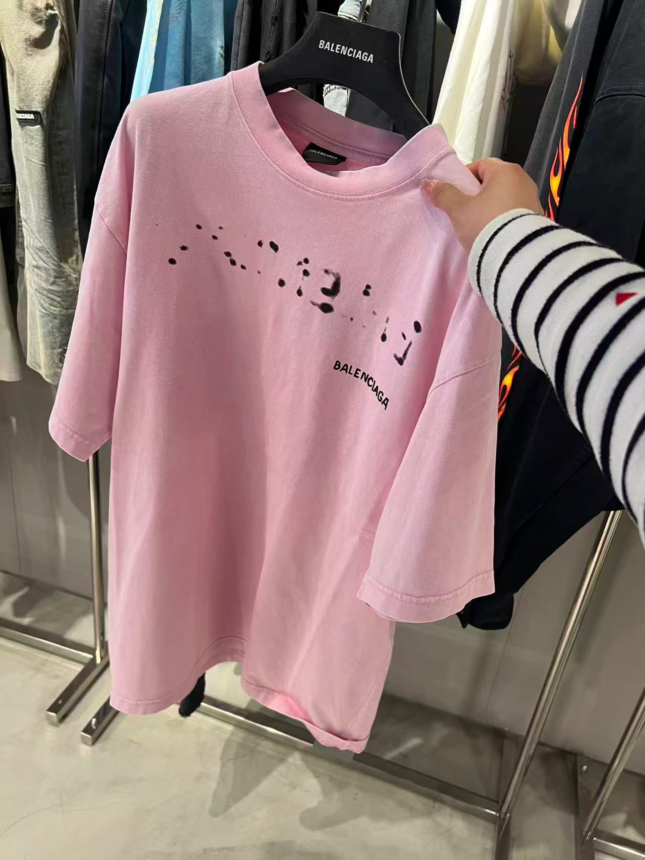 Outlet Balenciaga T-Shirt