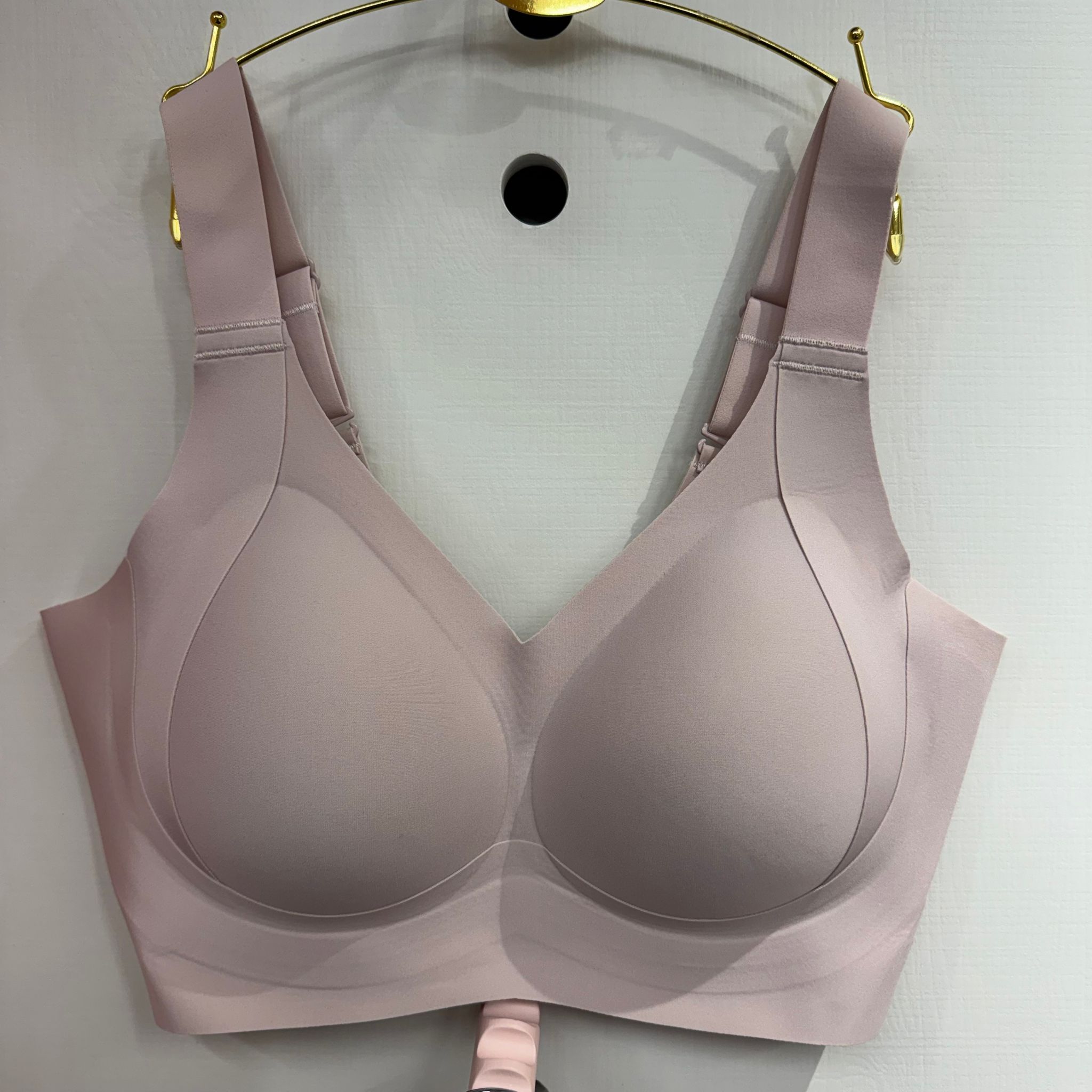 HKCG0515-042 【Support Plus】無鋼圈雙重提拉無痕內衣 可調節肩帶 Misty Rose EWB23008 (A42S-XXXXL)