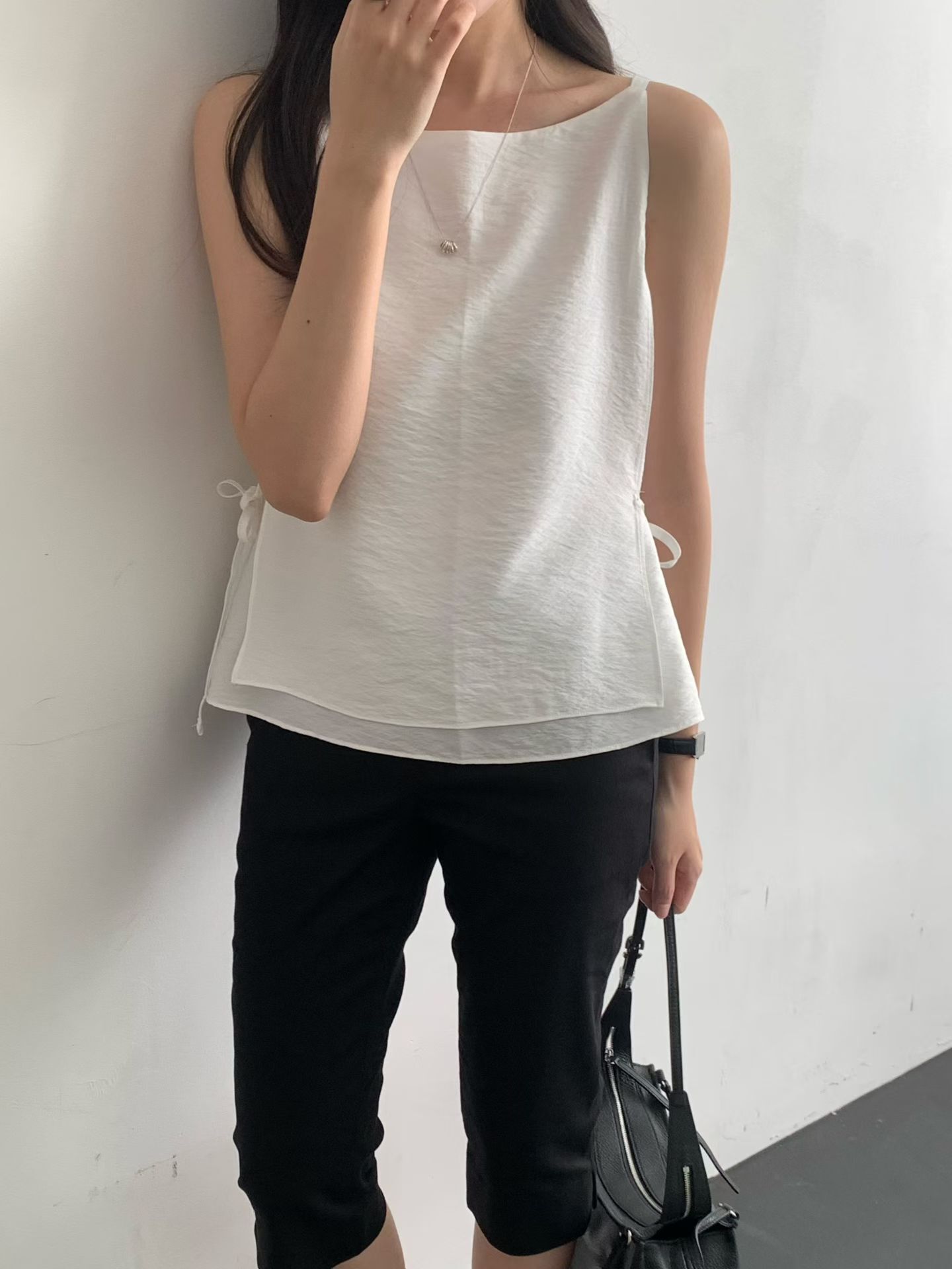 Nicell rope sleeveless blouse